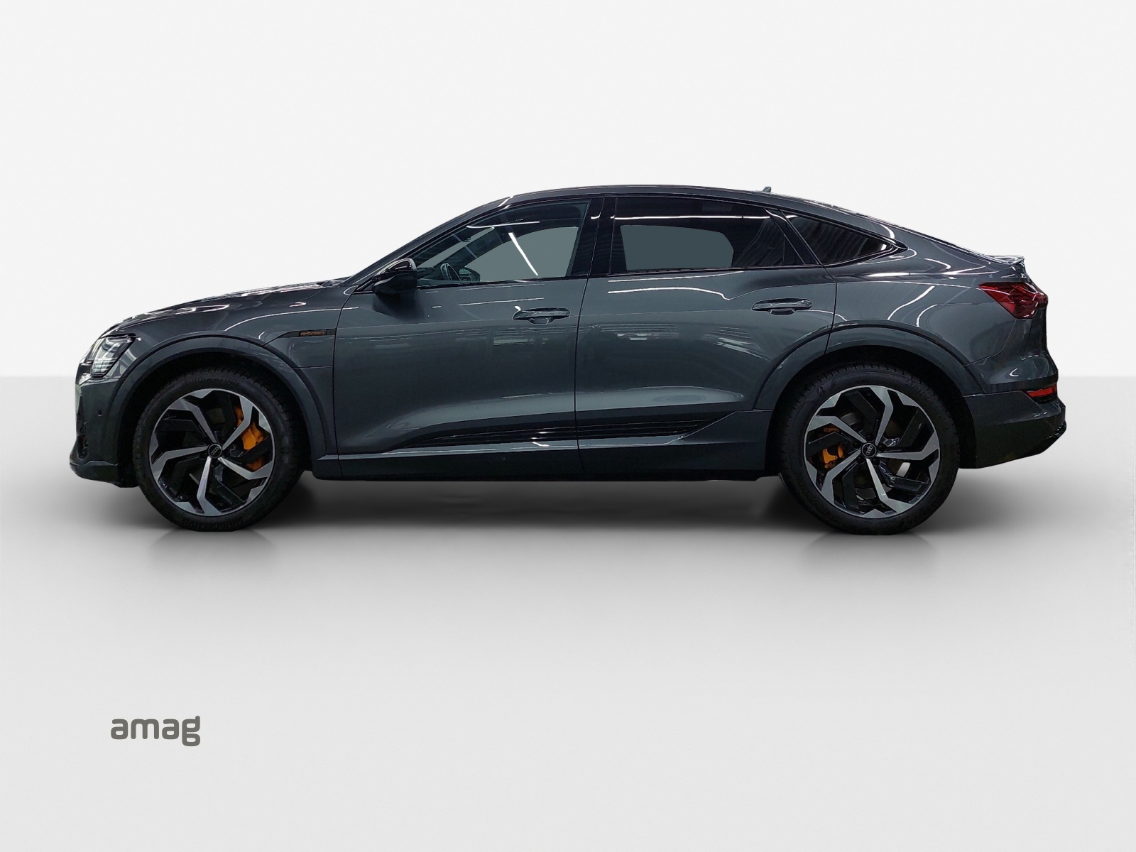 AUDI e-tron 55 Sportback Advanced Black Edition quattro-image-2