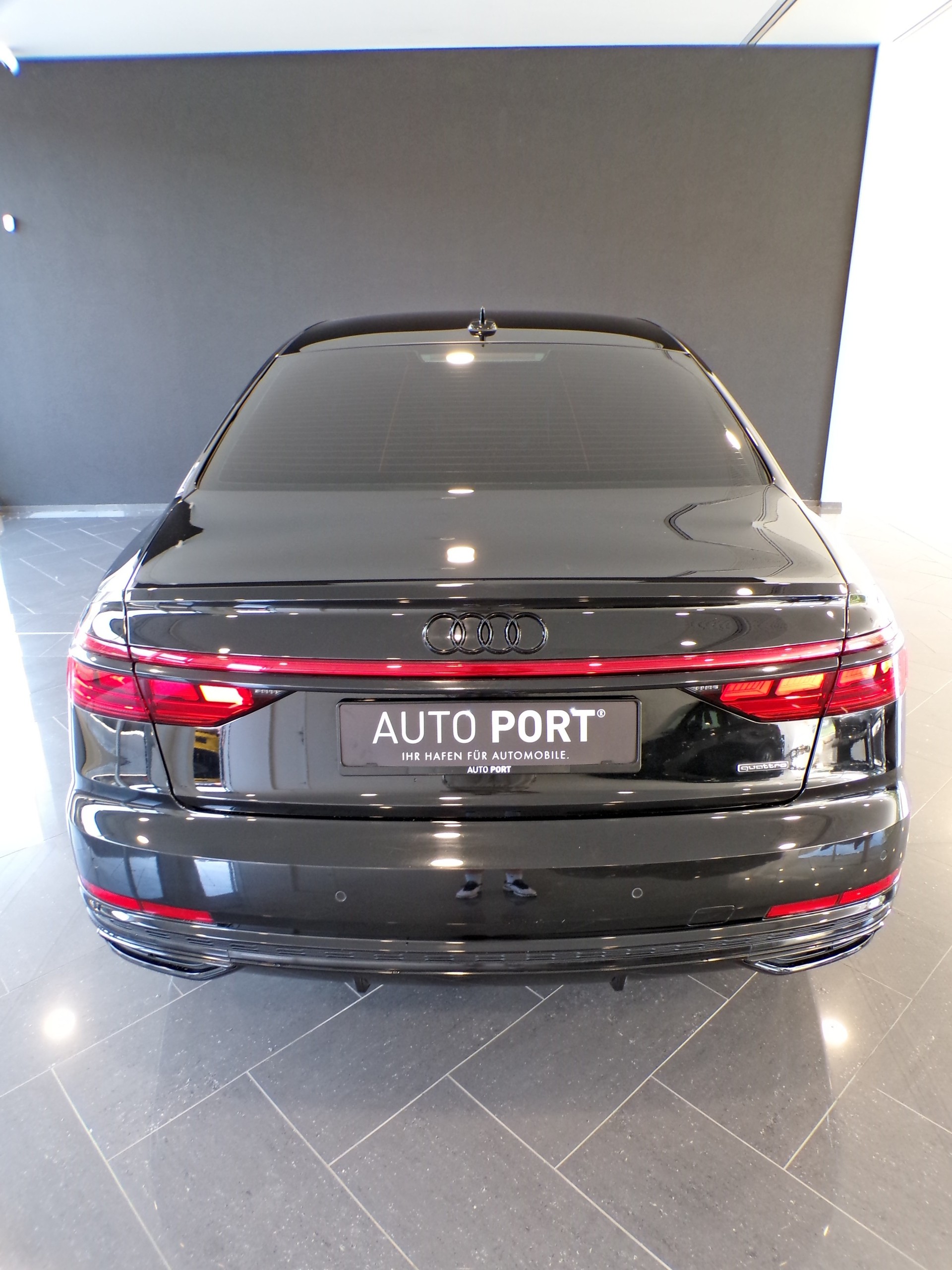 AUDI A8 50 L TDI quattro tiptronic-image-6