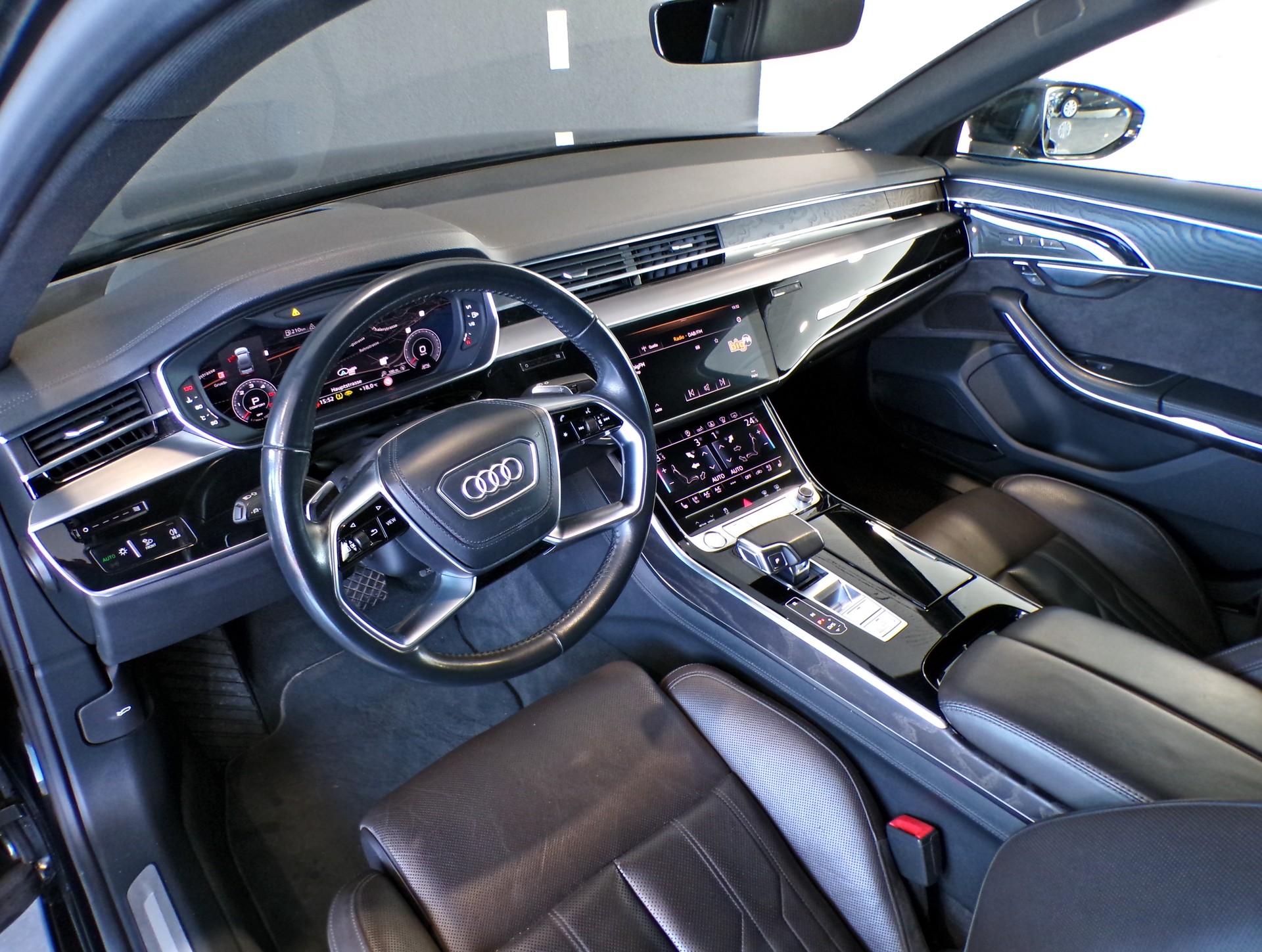 AUDI A8 50 L TDI quattro tiptronic-image-16
