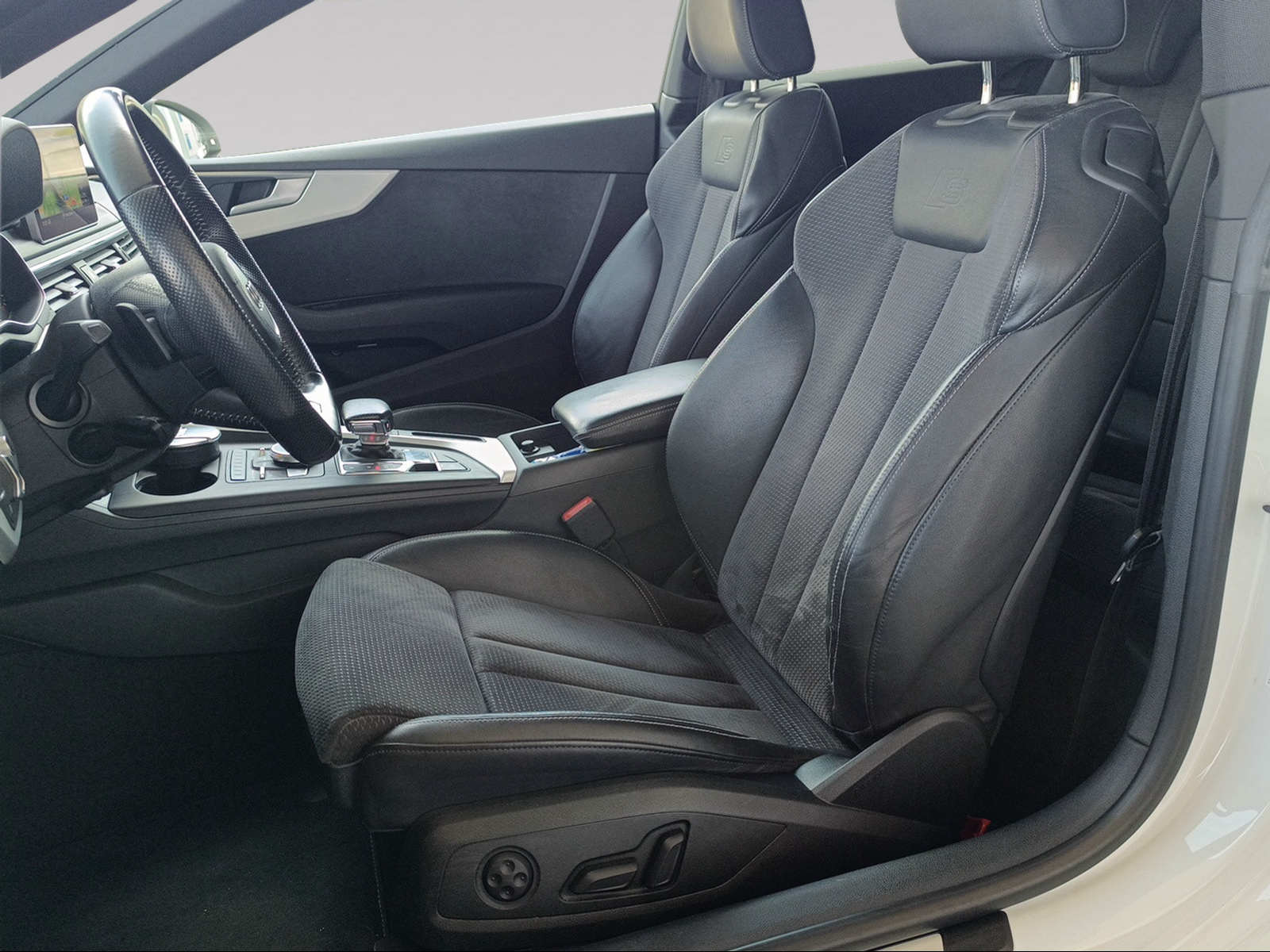 AUDI A5 Coupé 2.0 TFSI Sport quattro S-tronic-image-6