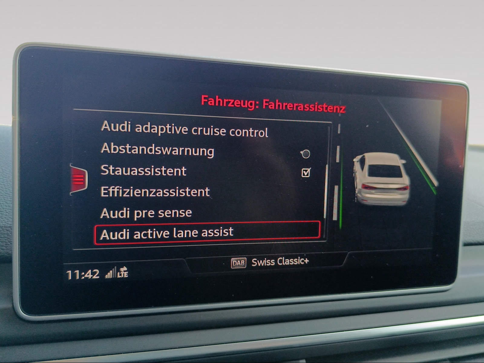 AUDI A5 Coupé 2.0 TFSI Sport quattro S-tronic-image-13