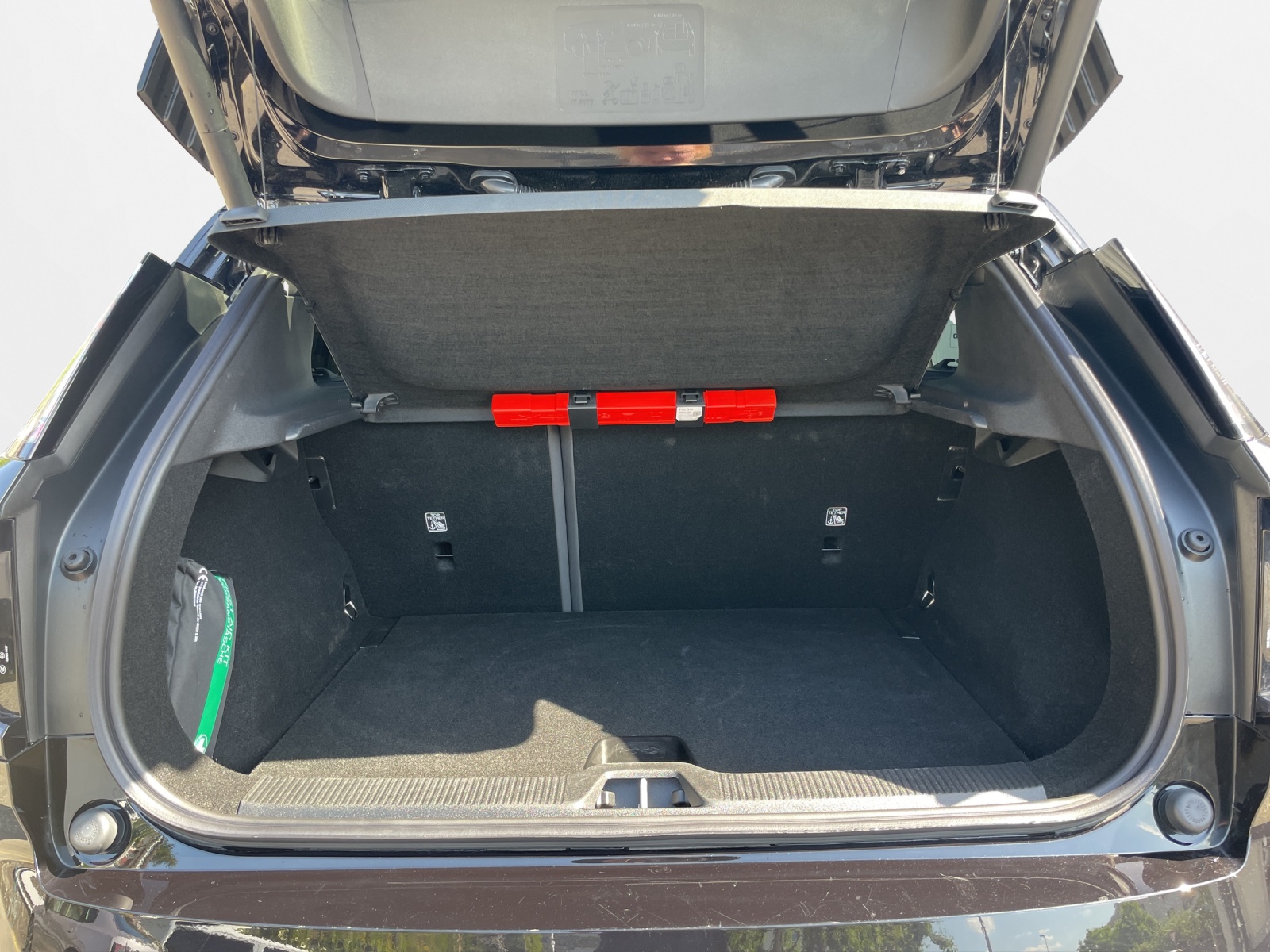 VOLVO EX 30 E60 Twin Ultra Performance AWD-image-14