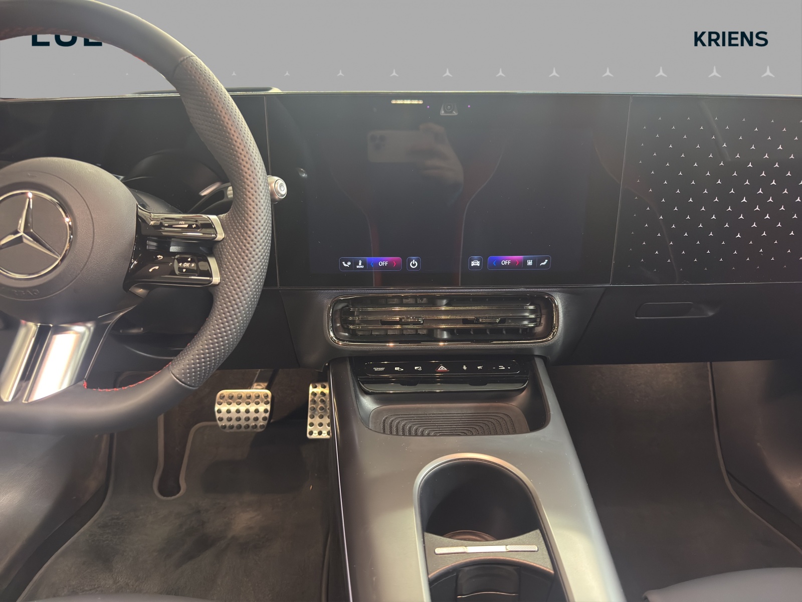 MERCEDES-BENZ CLA 250+ 85 kWh - EQ - AMG / DISTRONIC / Rückfahrkamera / Soundsystem-image-11