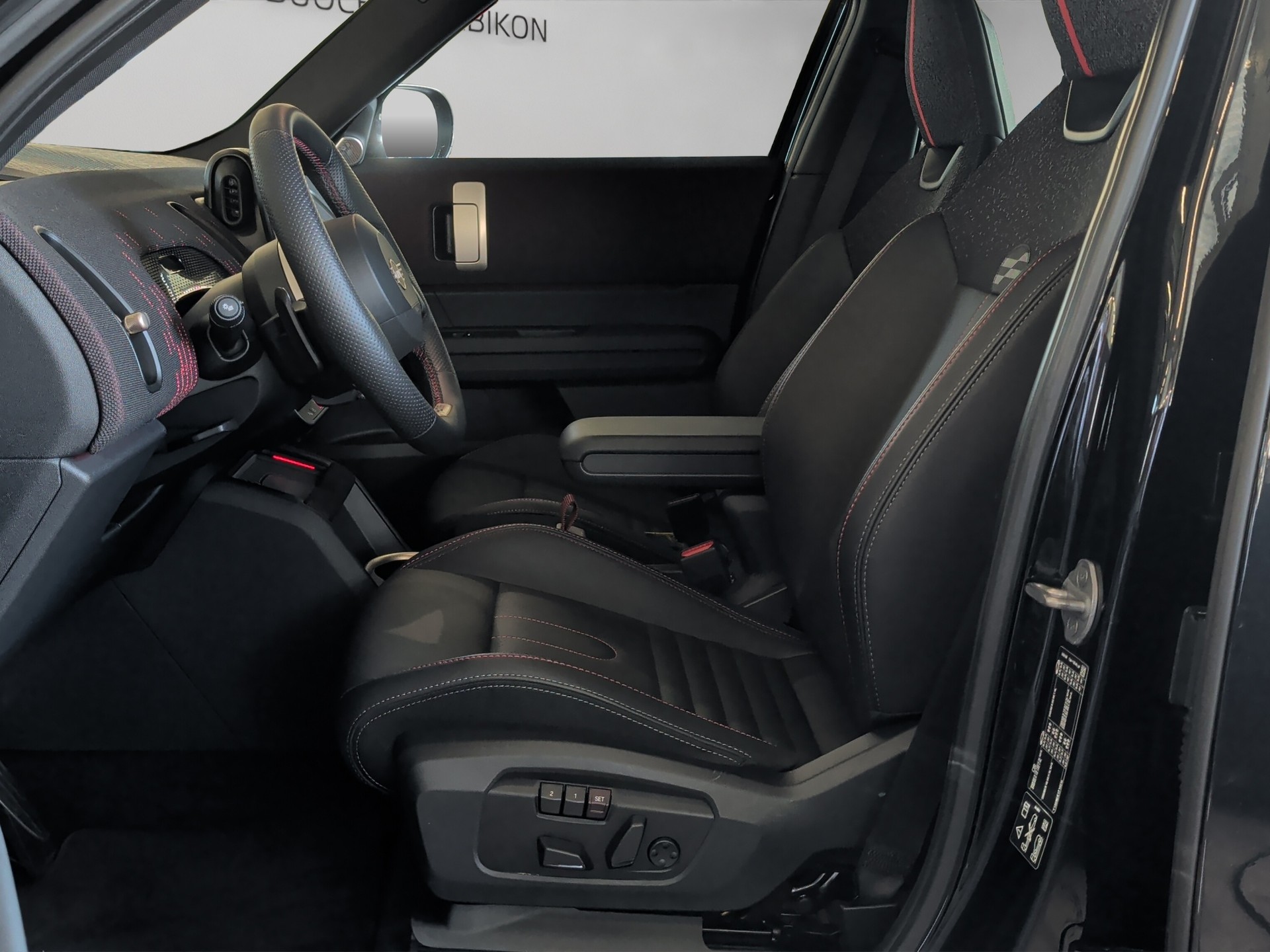 MINI Countryman John Cooper Works ALL4 Steptronic-image-10
