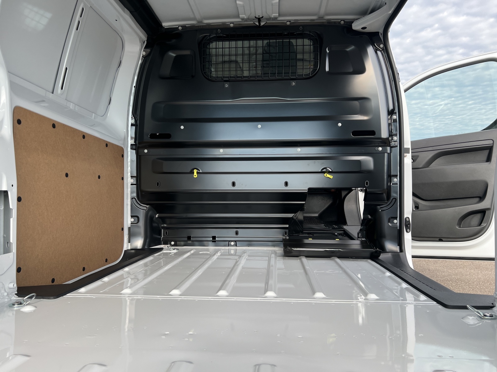 TOYOTA PROACE Van L1 2.0 D Active-image-12