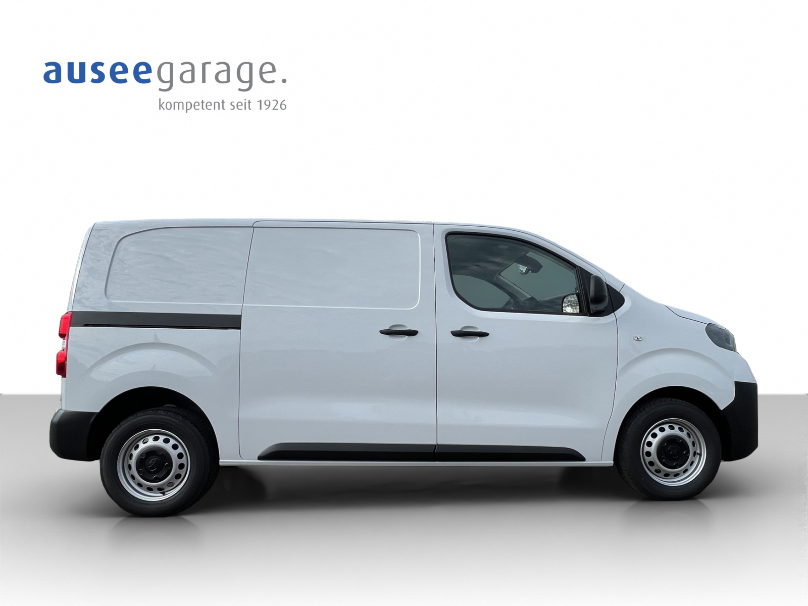 TOYOTA PROACE Van L1 2.0 D Active-image-13