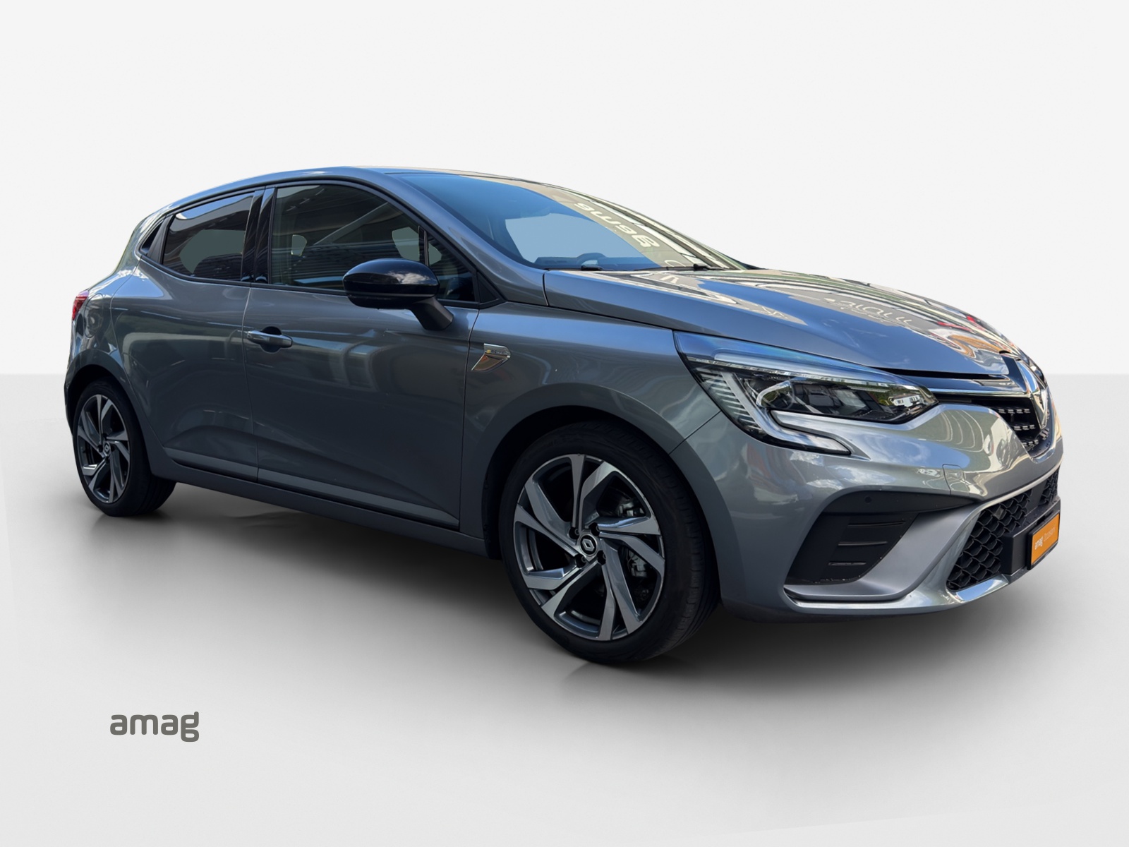 RENAULT Clio 1.6 E-Tech Techno-image-5