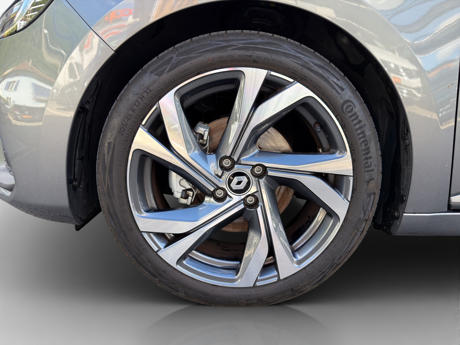 RENAULT Clio 1.6 E-Tech Techno-image-15