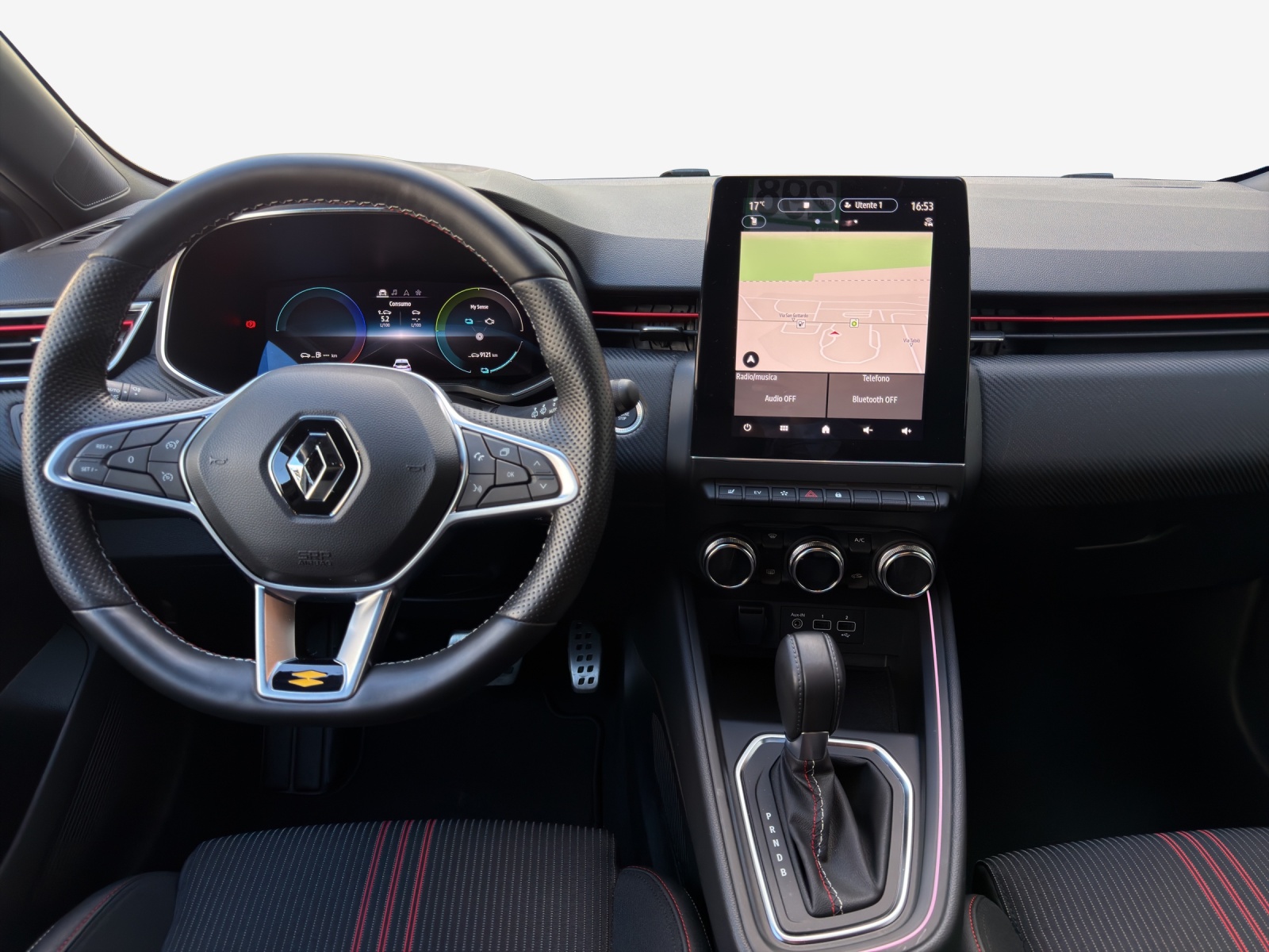 RENAULT Clio 1.6 E-Tech Techno-image-8