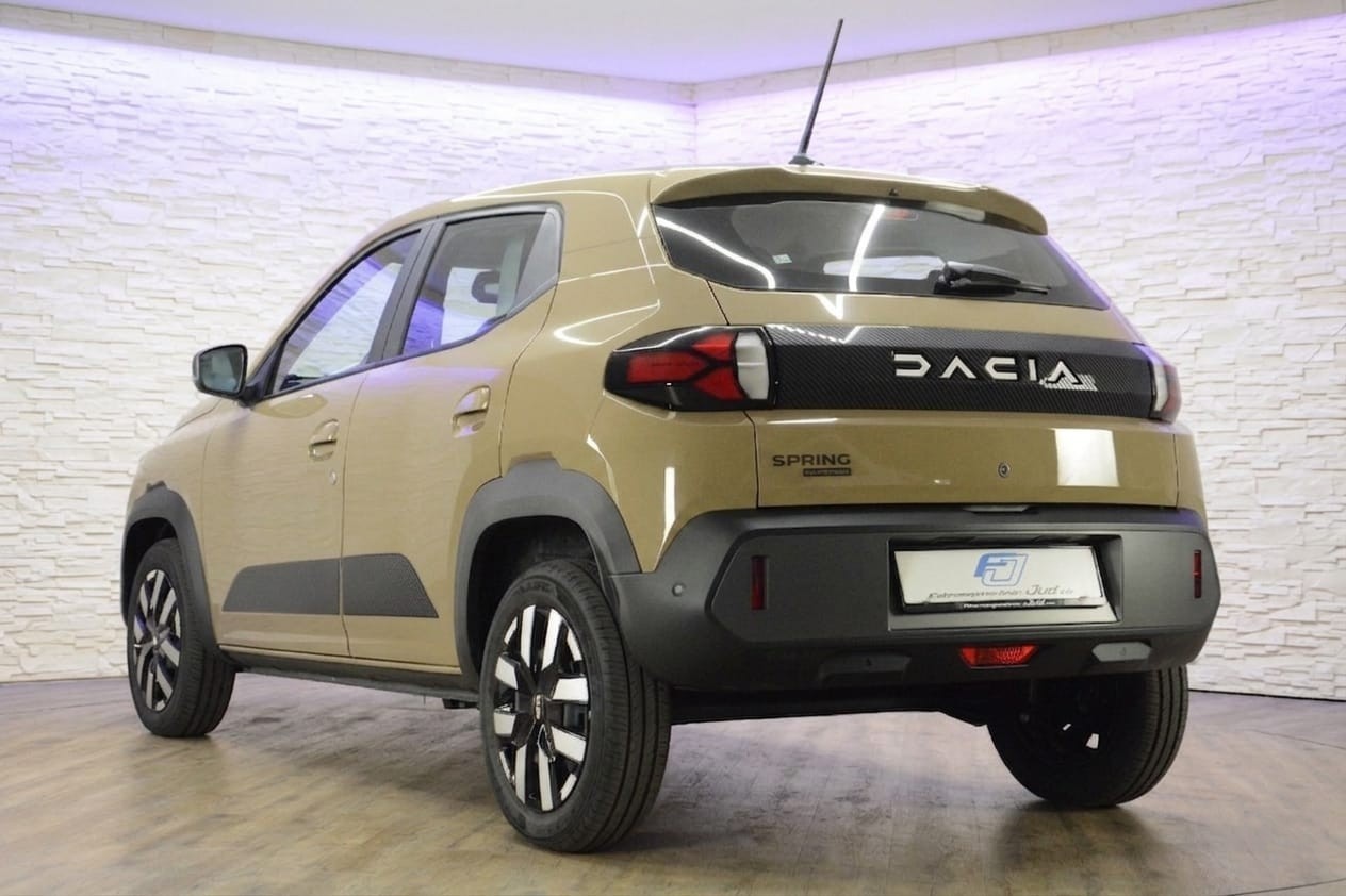 DACIA Spring Expression *CCS-Ladeanschluss*-image-5