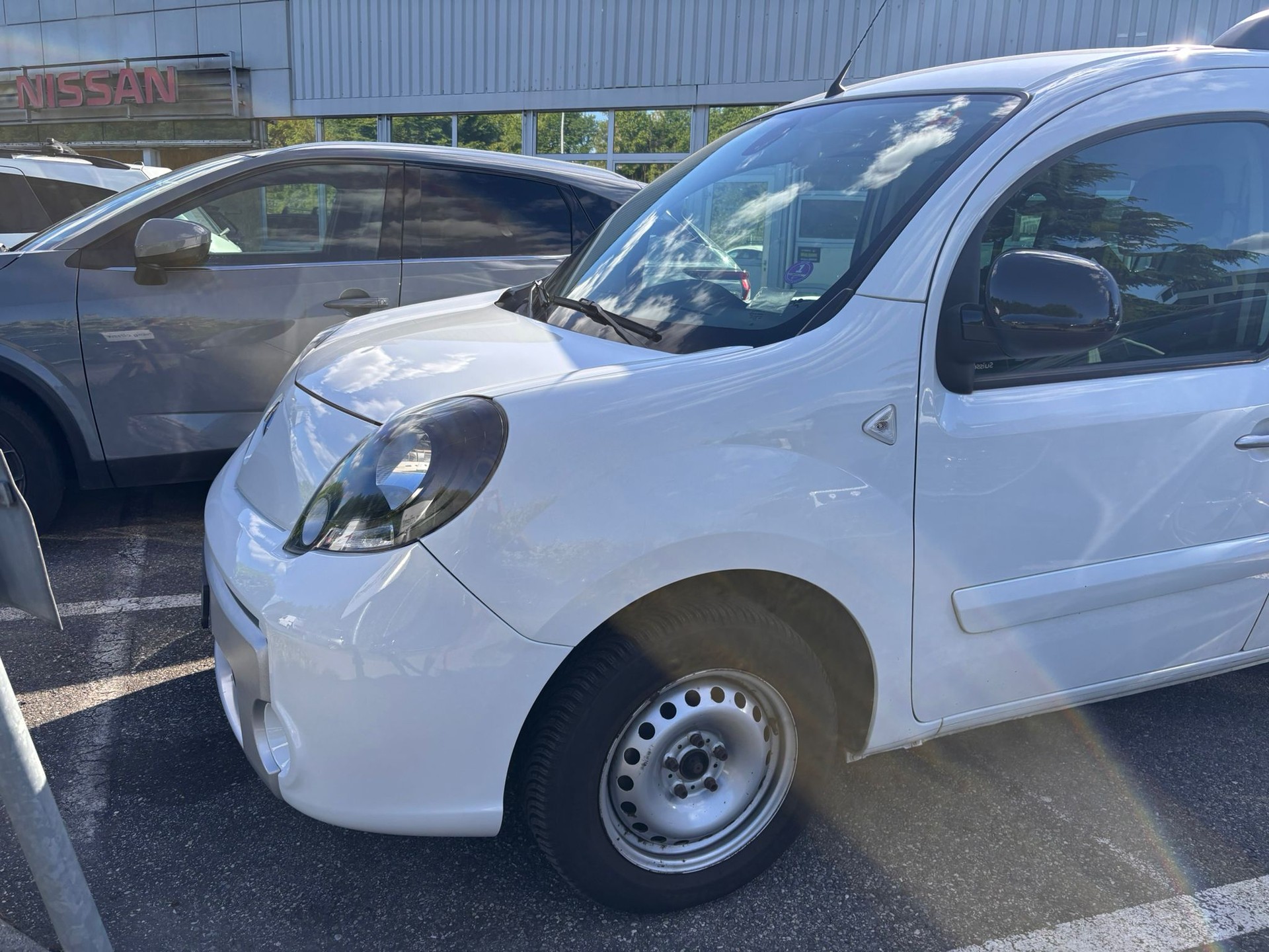 RENAULT Kangoo 1.6 16V Dynamique Automatic-image-3