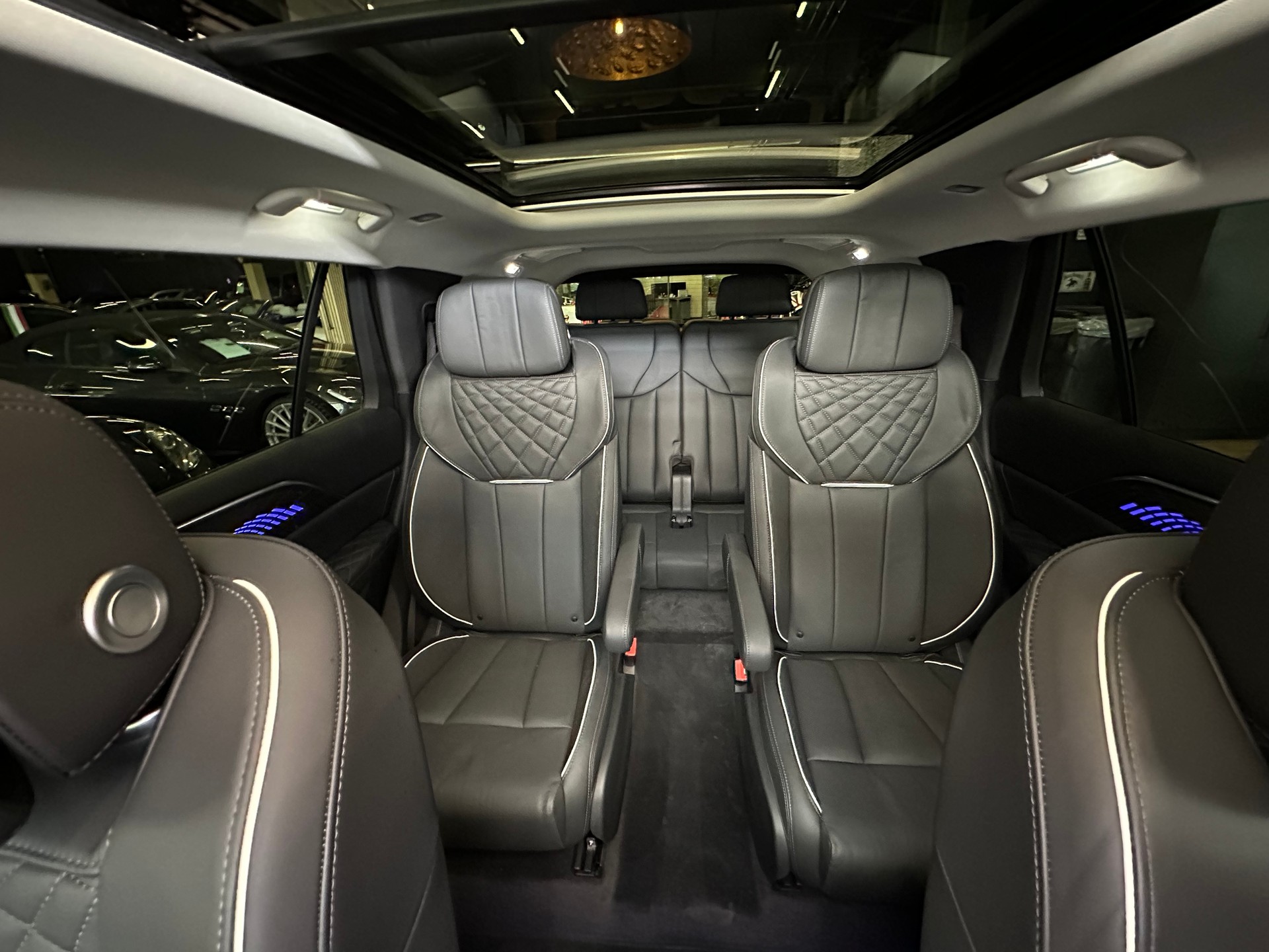 HONGQI E-HS9 Exclusive 99 kWh-image-16