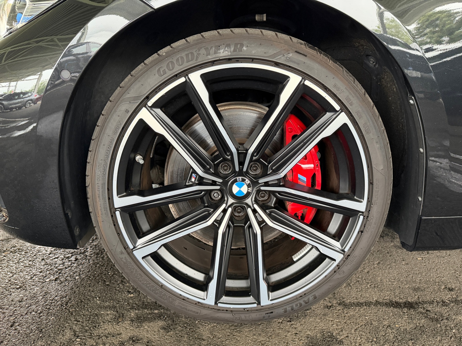 BMW M440i xDrive Cabrio-image-13