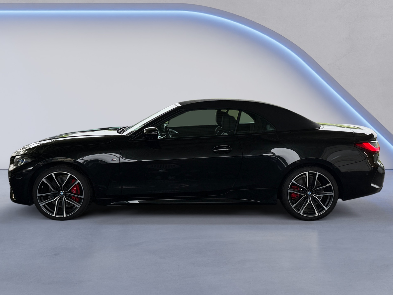 BMW M440i xDrive Cabrio-image-1