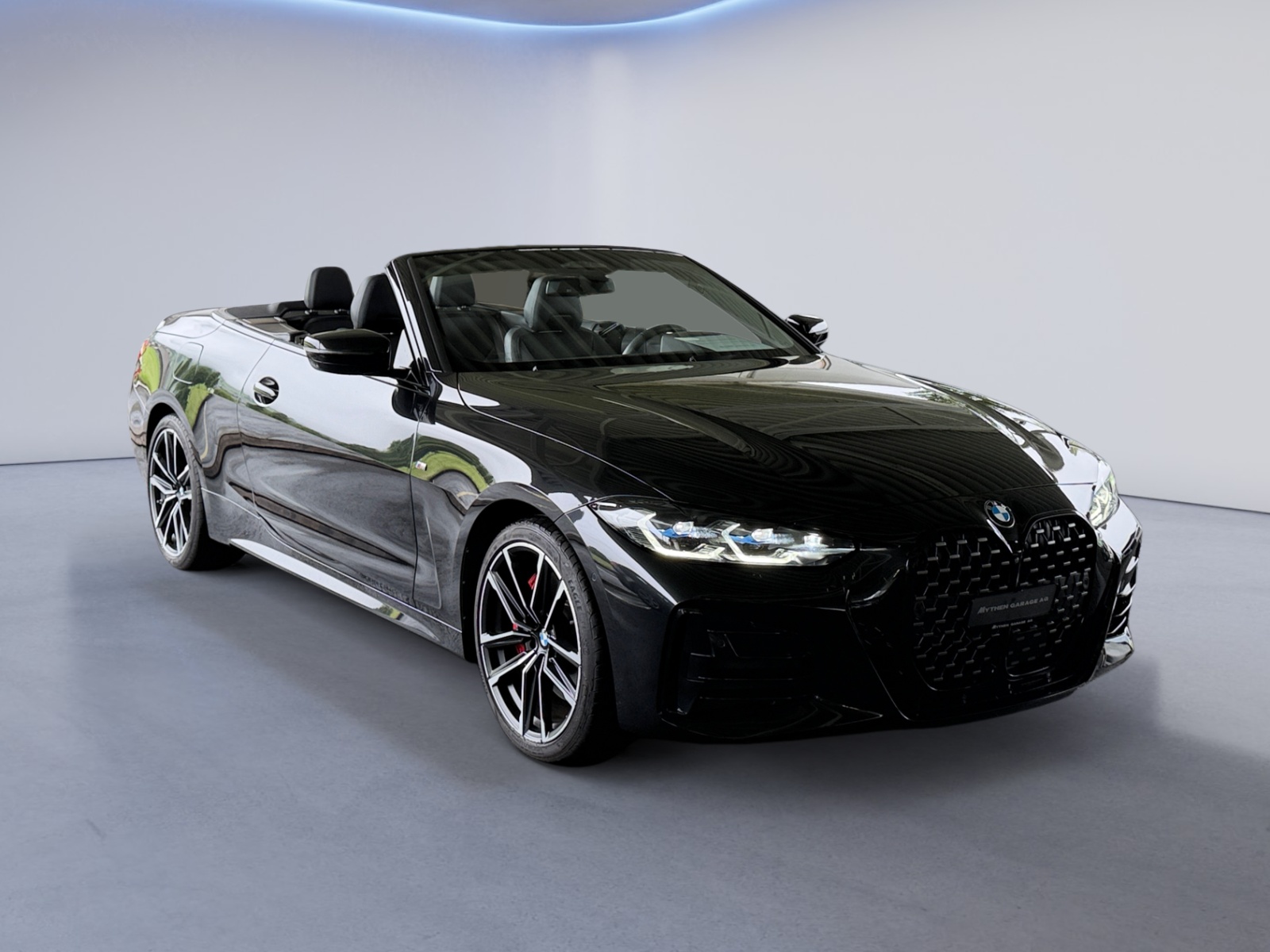 BMW M440i xDrive Cabrio-image-6
