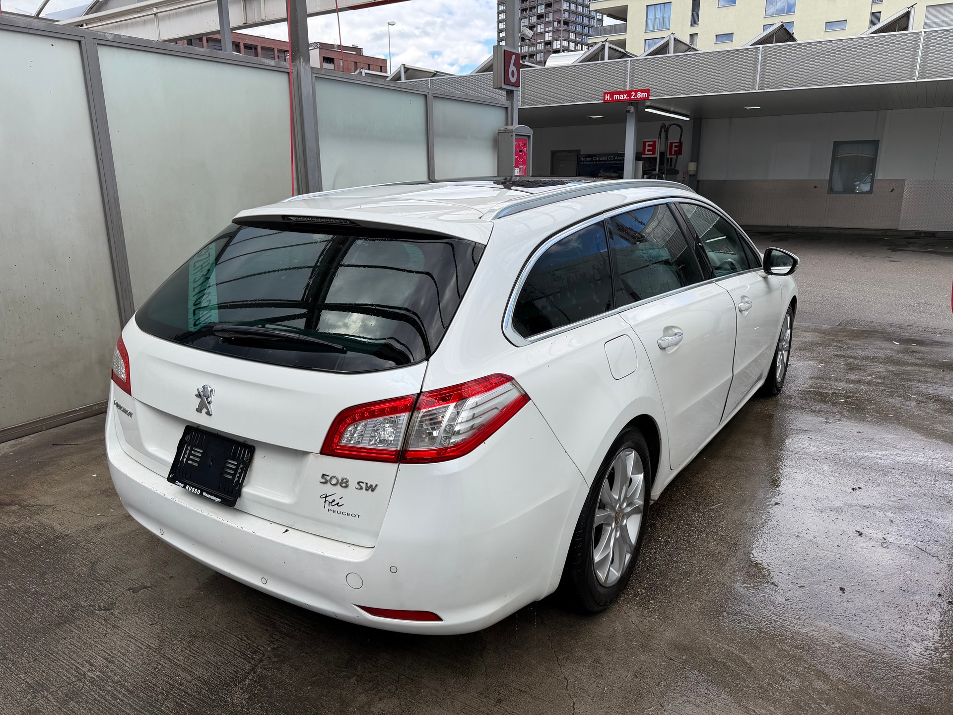 PEUGEOT 508 SW 1.6 16V T Allure Automatic-image-3