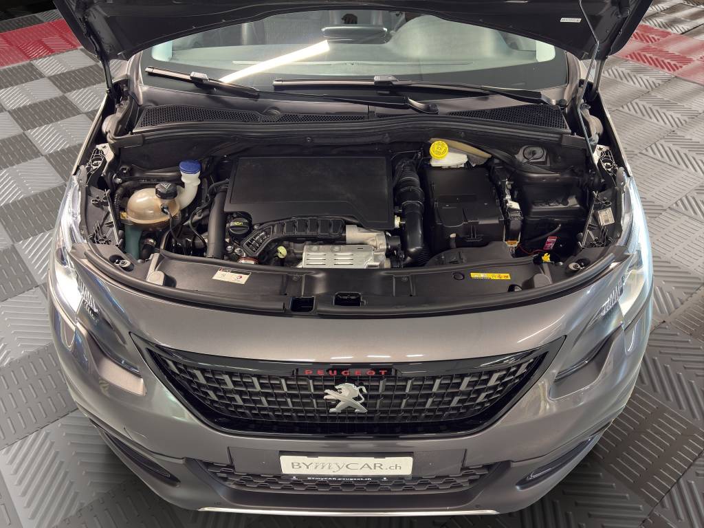 PEUGEOT 2008 1.2 PureTech GT Line EAT6-image-10