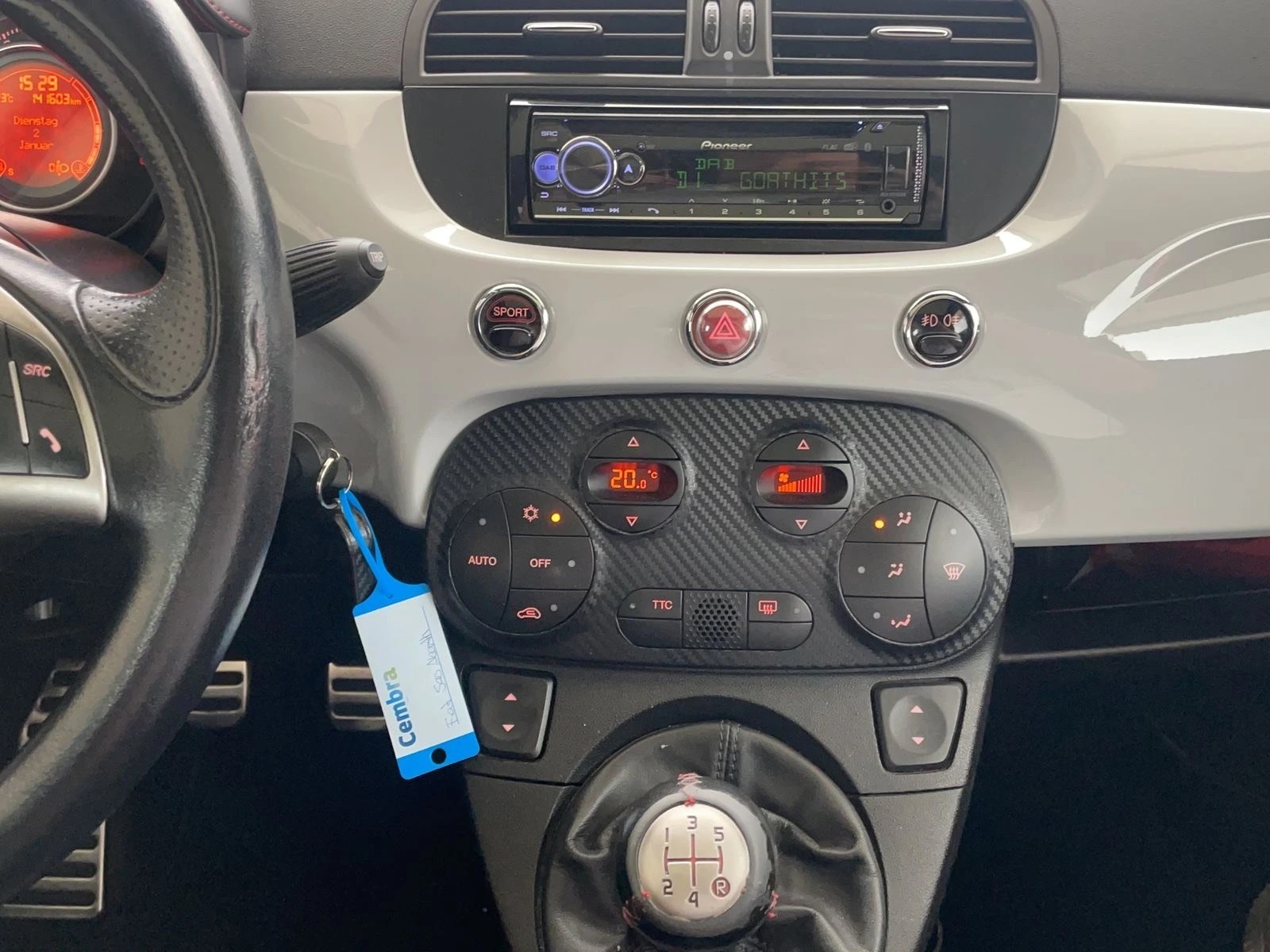 FIAT 500 1.4 16V Turbo Abarth-image-9