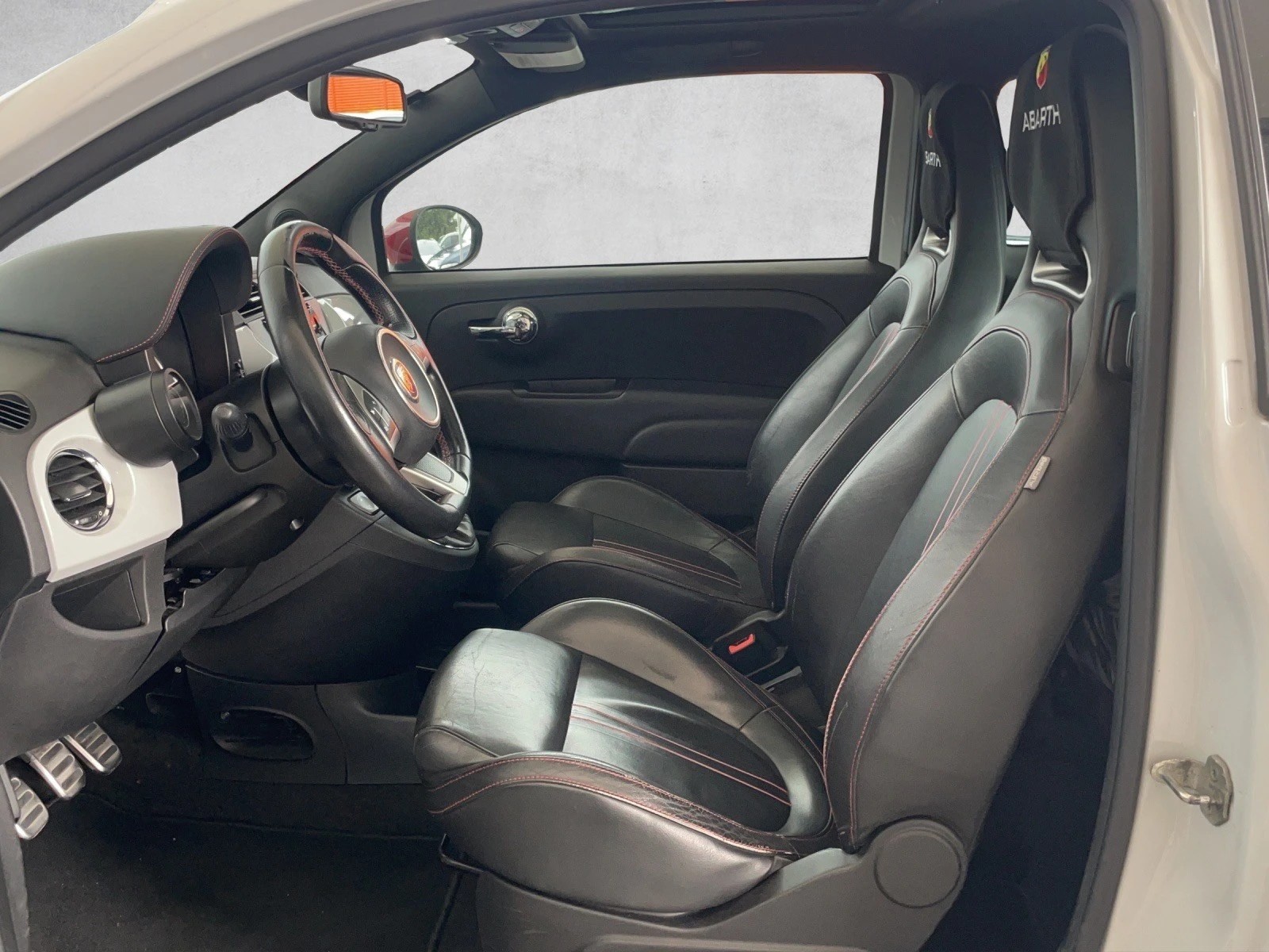 FIAT 500 1.4 16V Turbo Abarth-image-7