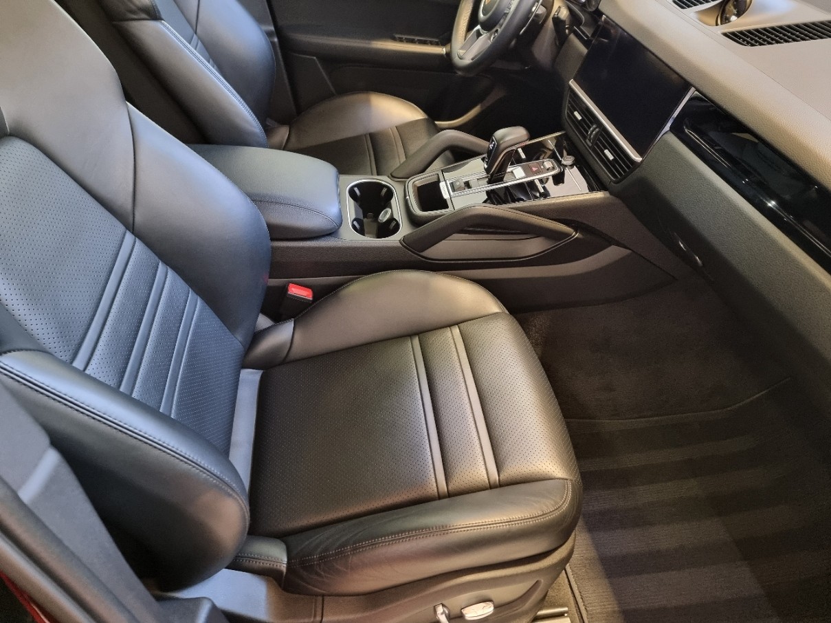 PORSCHE 3.0 V6 E-Hybrid-image-13