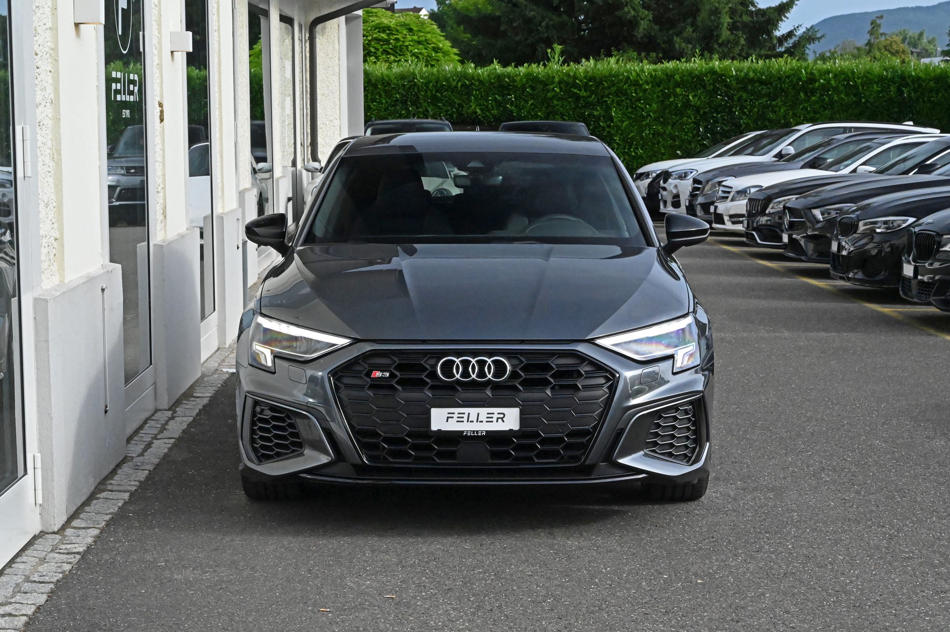 AUDI S3 Sportback 2.0 TFSI quattro S-tronic-image-2
