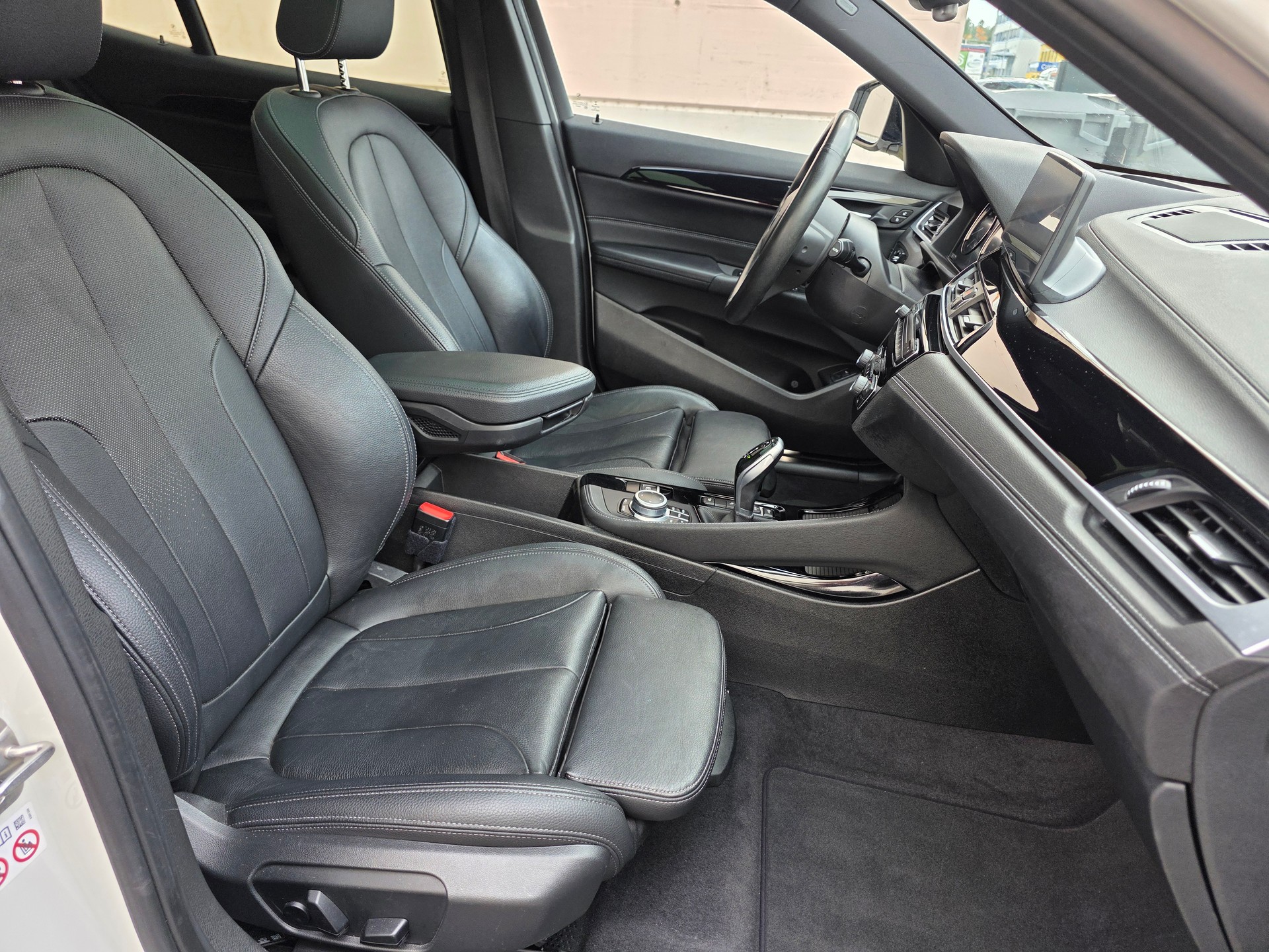 BMW X2 xDrive 20d M Sport Steptronic-image-14