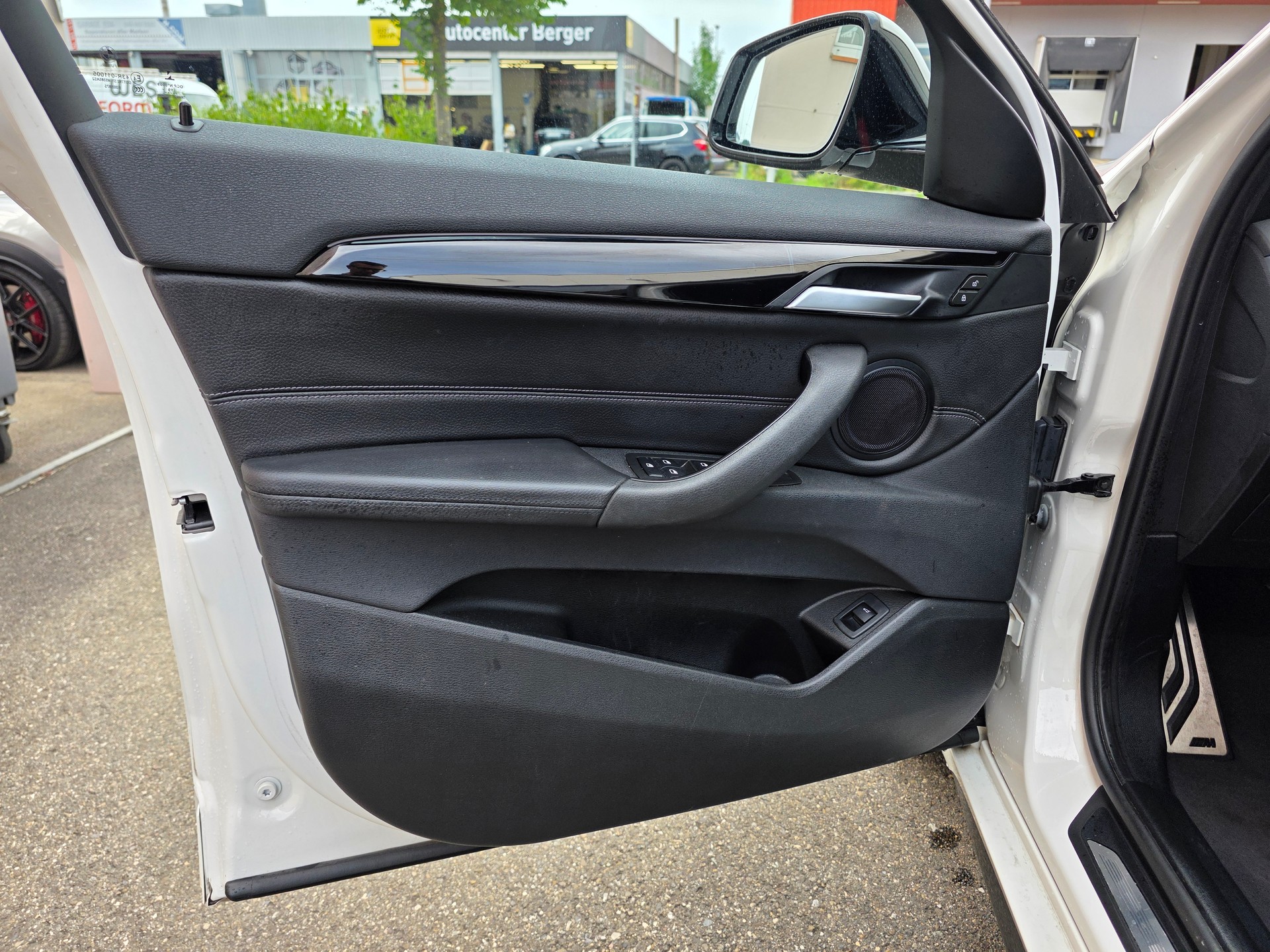 BMW X2 xDrive 20d M Sport Steptronic-image-8