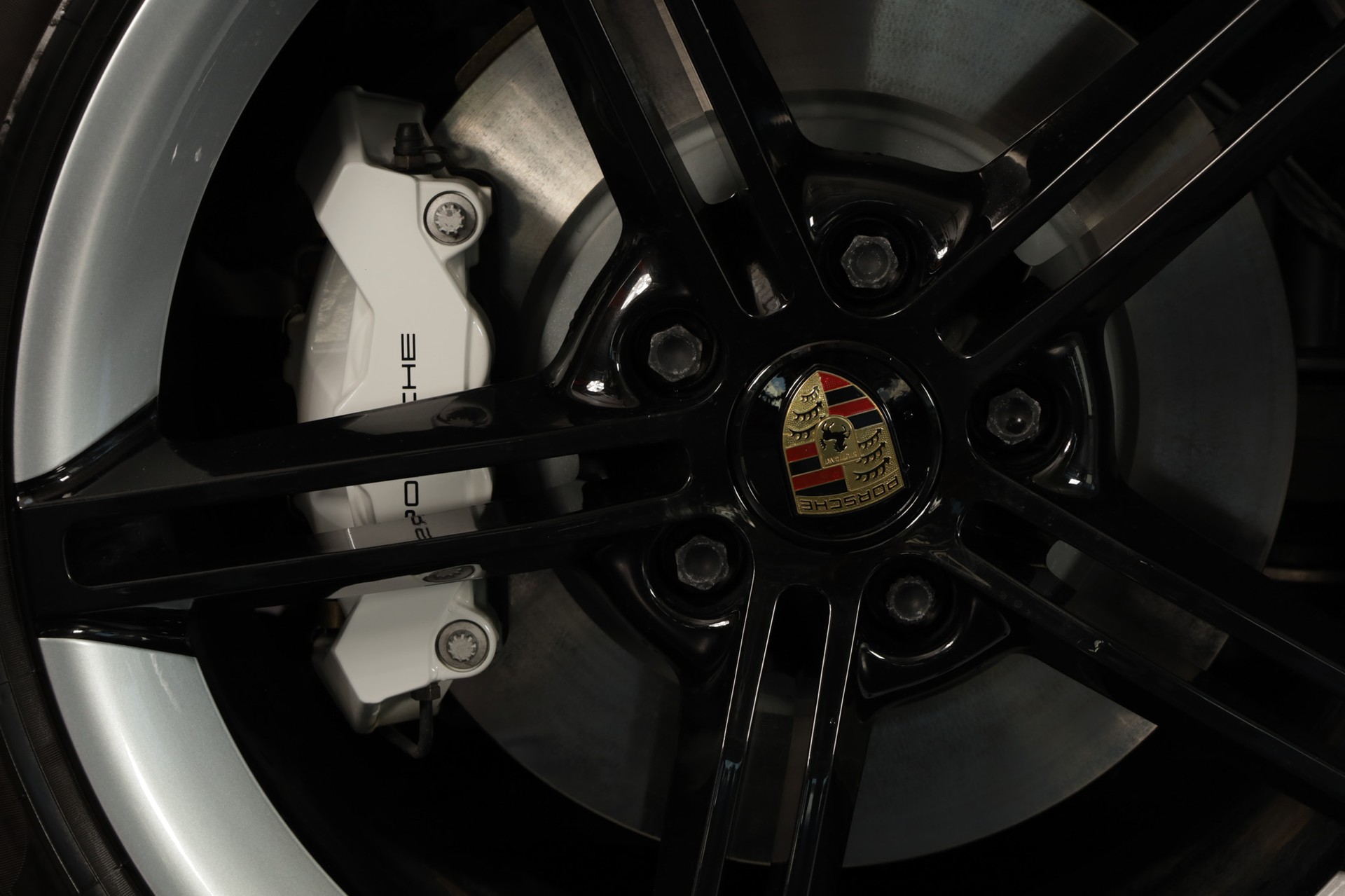 PORSCHE Taycan 4S Batterie Performance 93,4 kWh-image-16