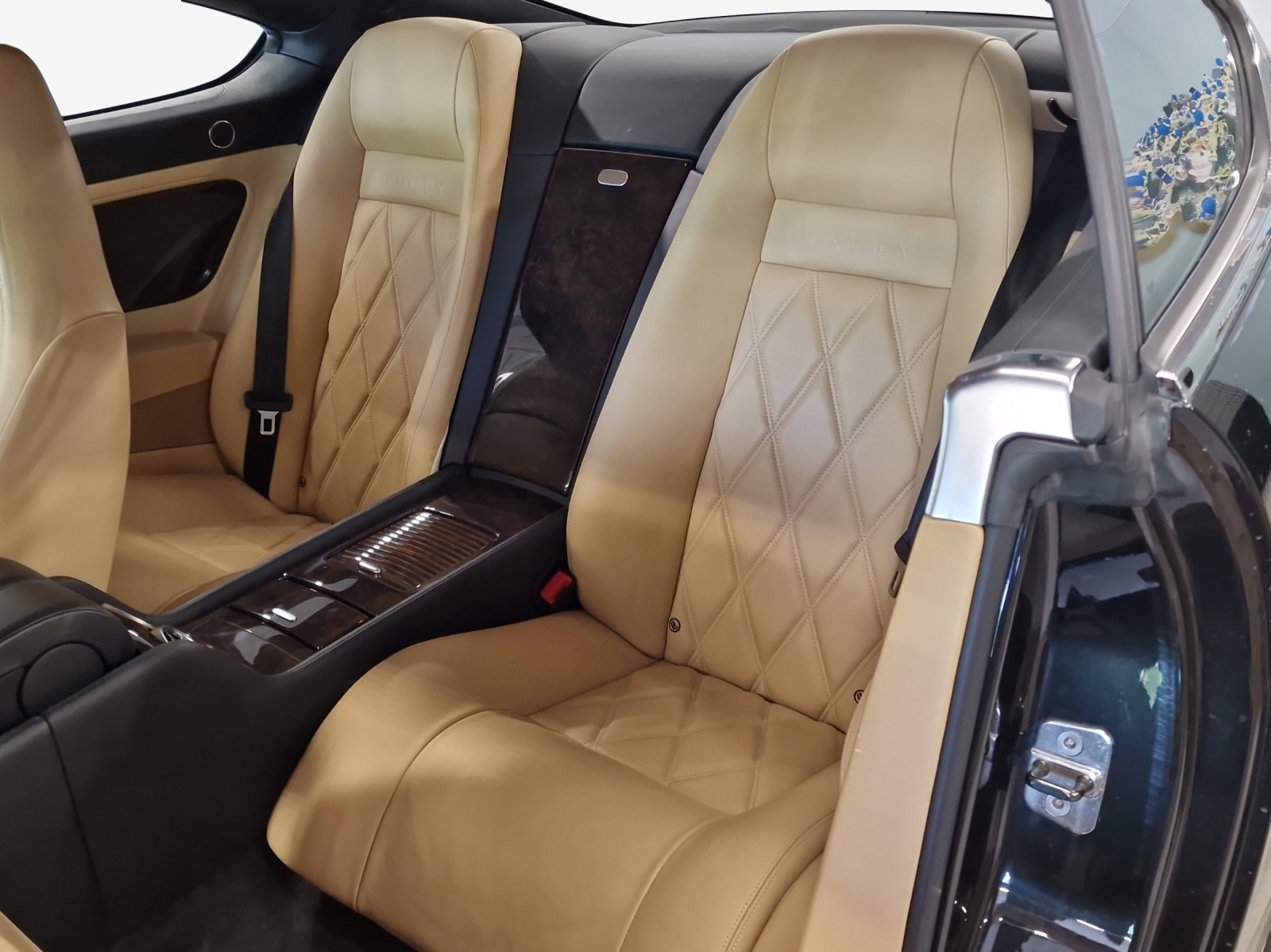 BENTLEY Continental GT V12 6.0, 560 PS-image-11