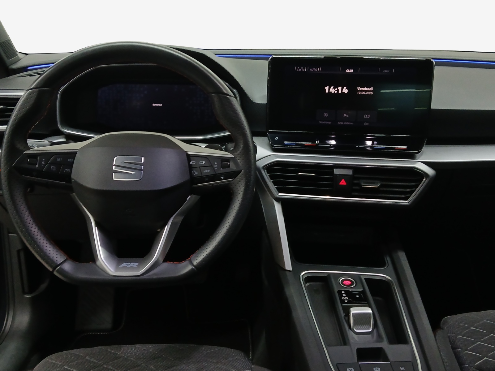 SEAT Leon 1.5 eTSI mHEV DSG FR-image-8