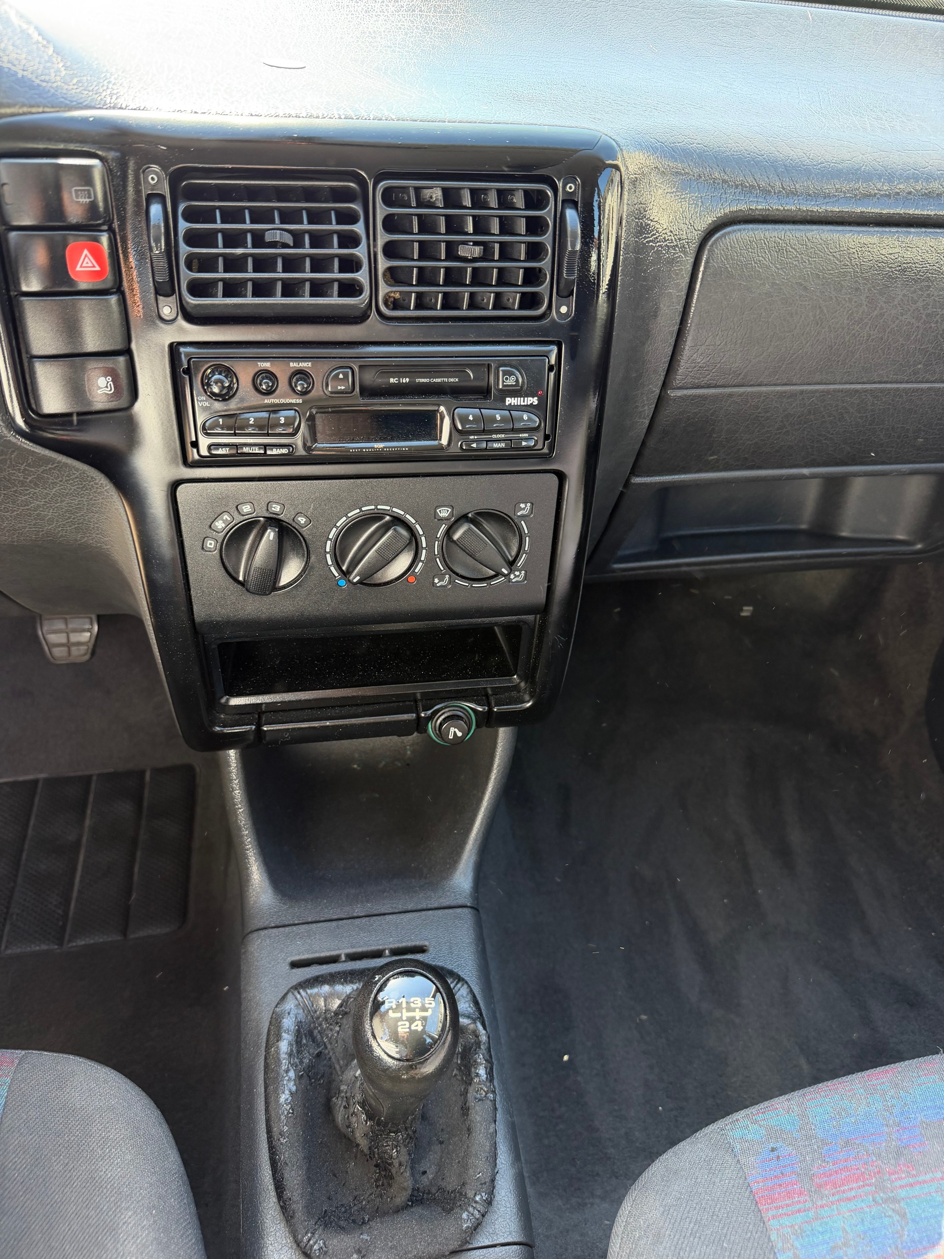 VW Polo 60-image-9