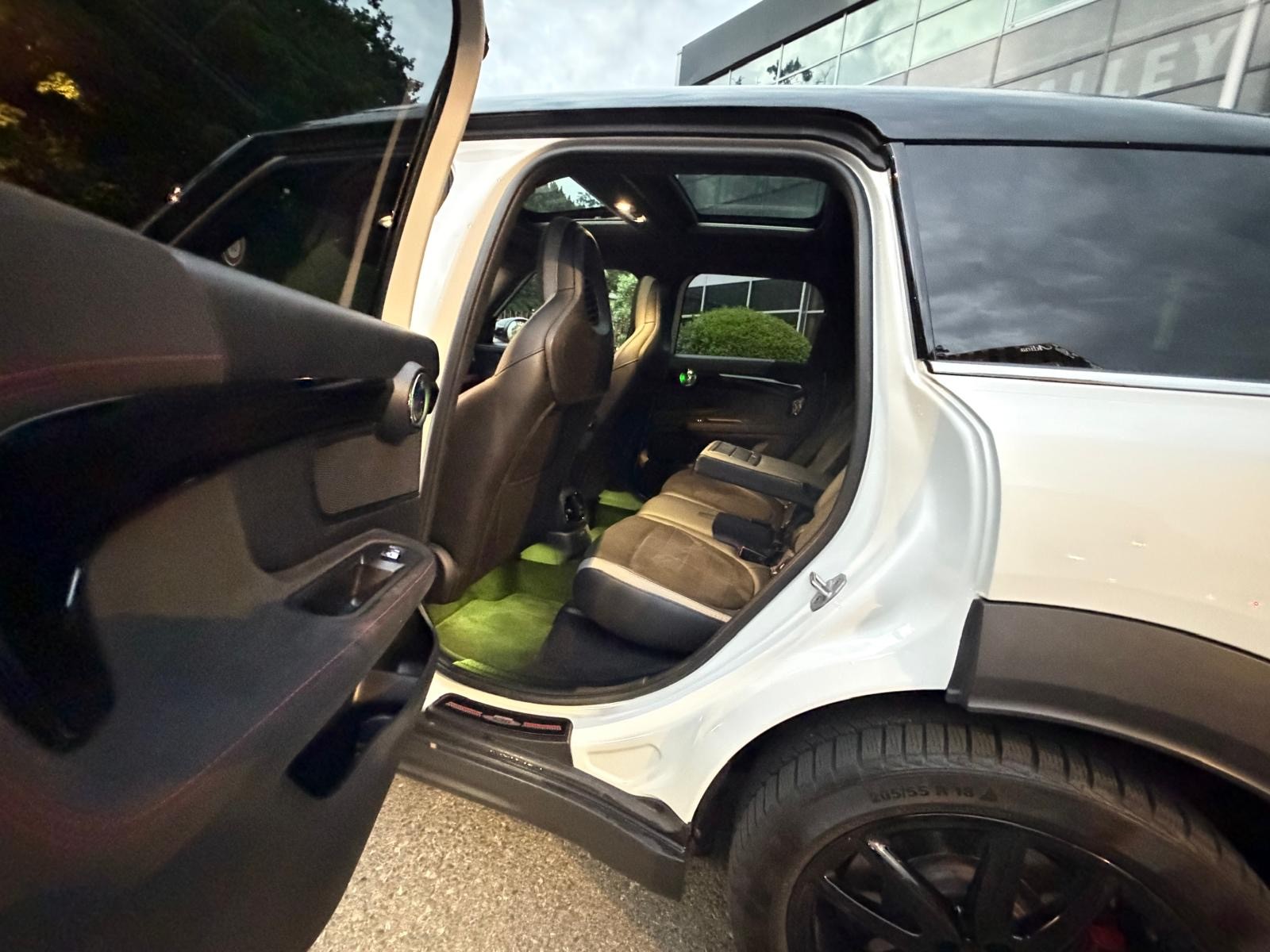 MINI Countryman John Cooper Works ALL4 Steptronic-image-4