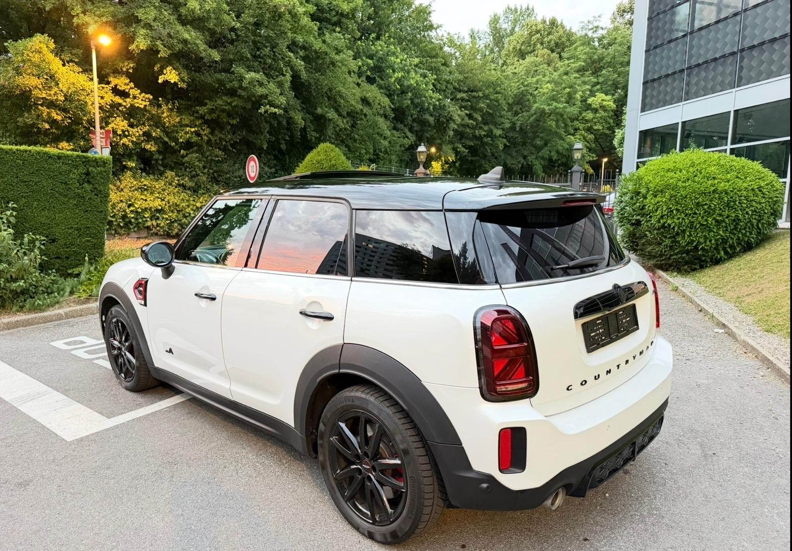MINI Countryman John Cooper Works ALL4 Steptronic-image-7
