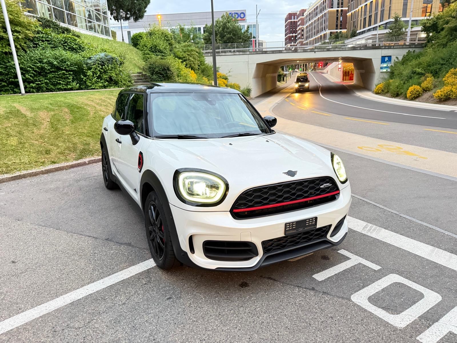 MINI Countryman John Cooper Works ALL4 Steptronic-image-2
