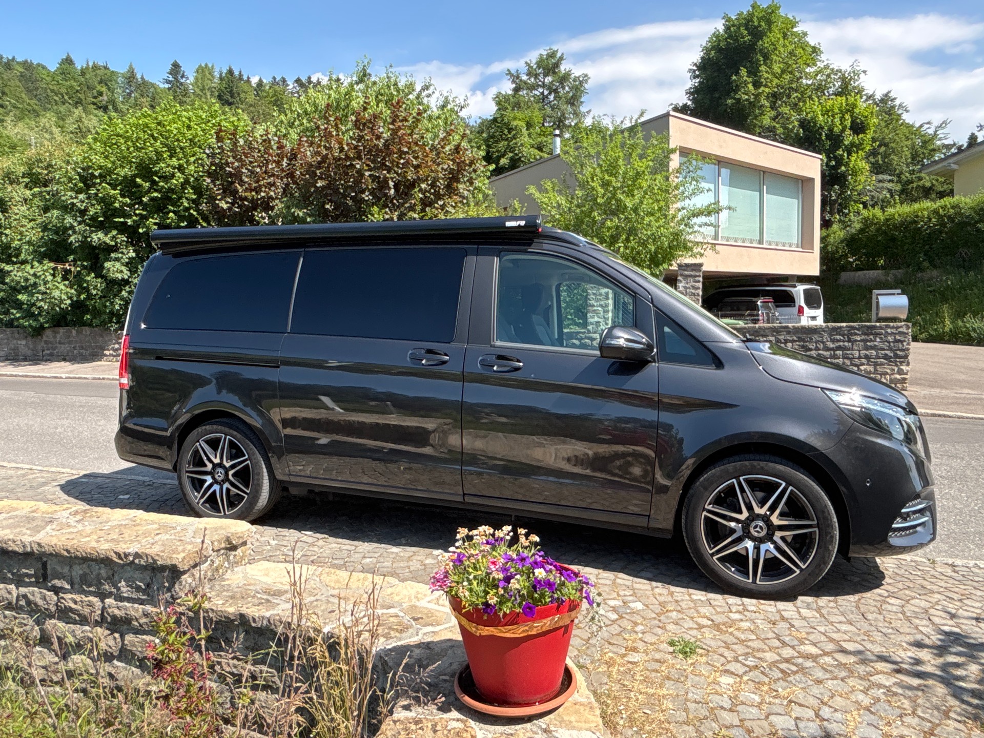 MERCEDES-BENZ 300 d-image-0