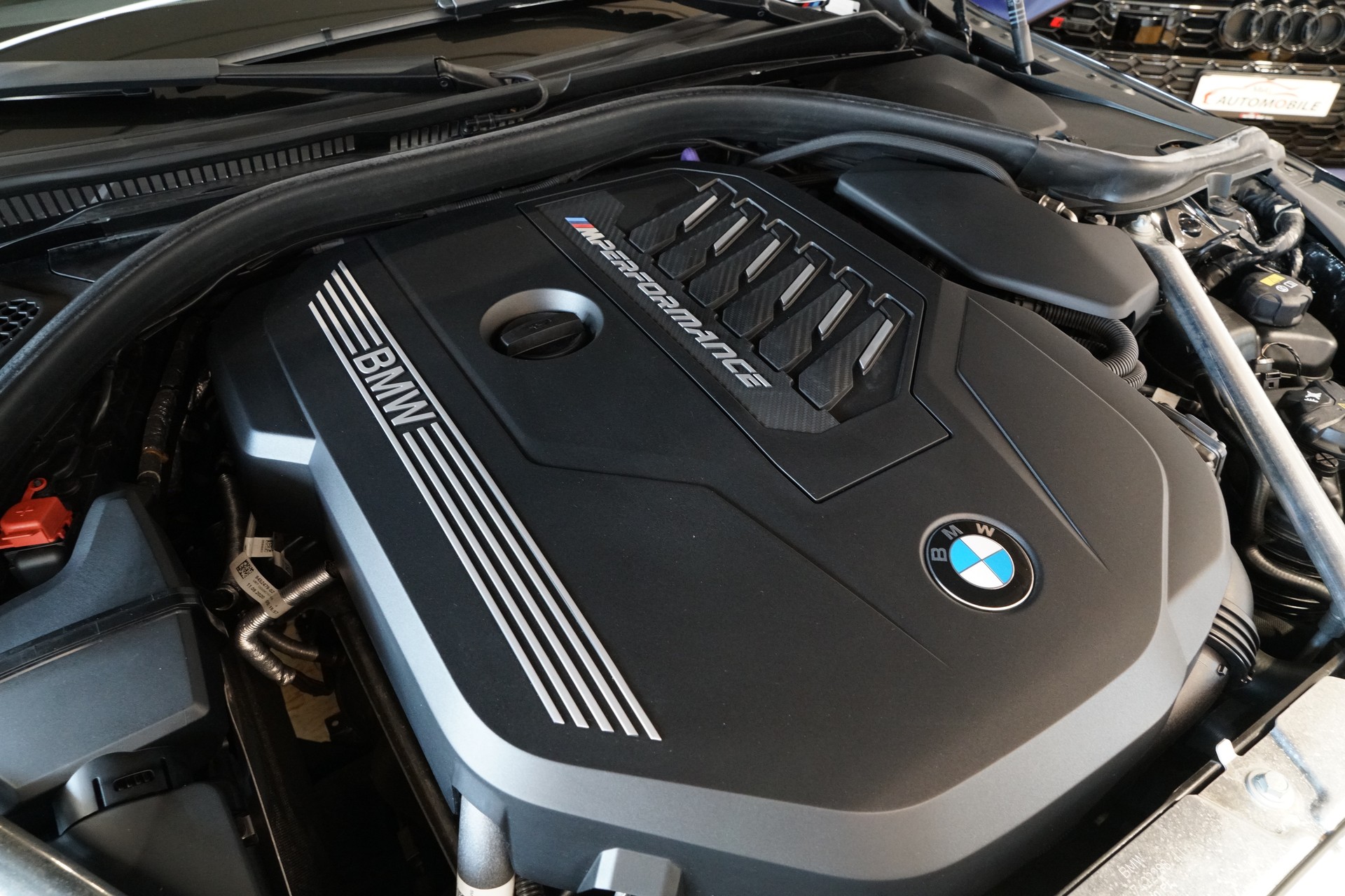 BMW M440i xDrive 48V Coupé Steptronic-image-9