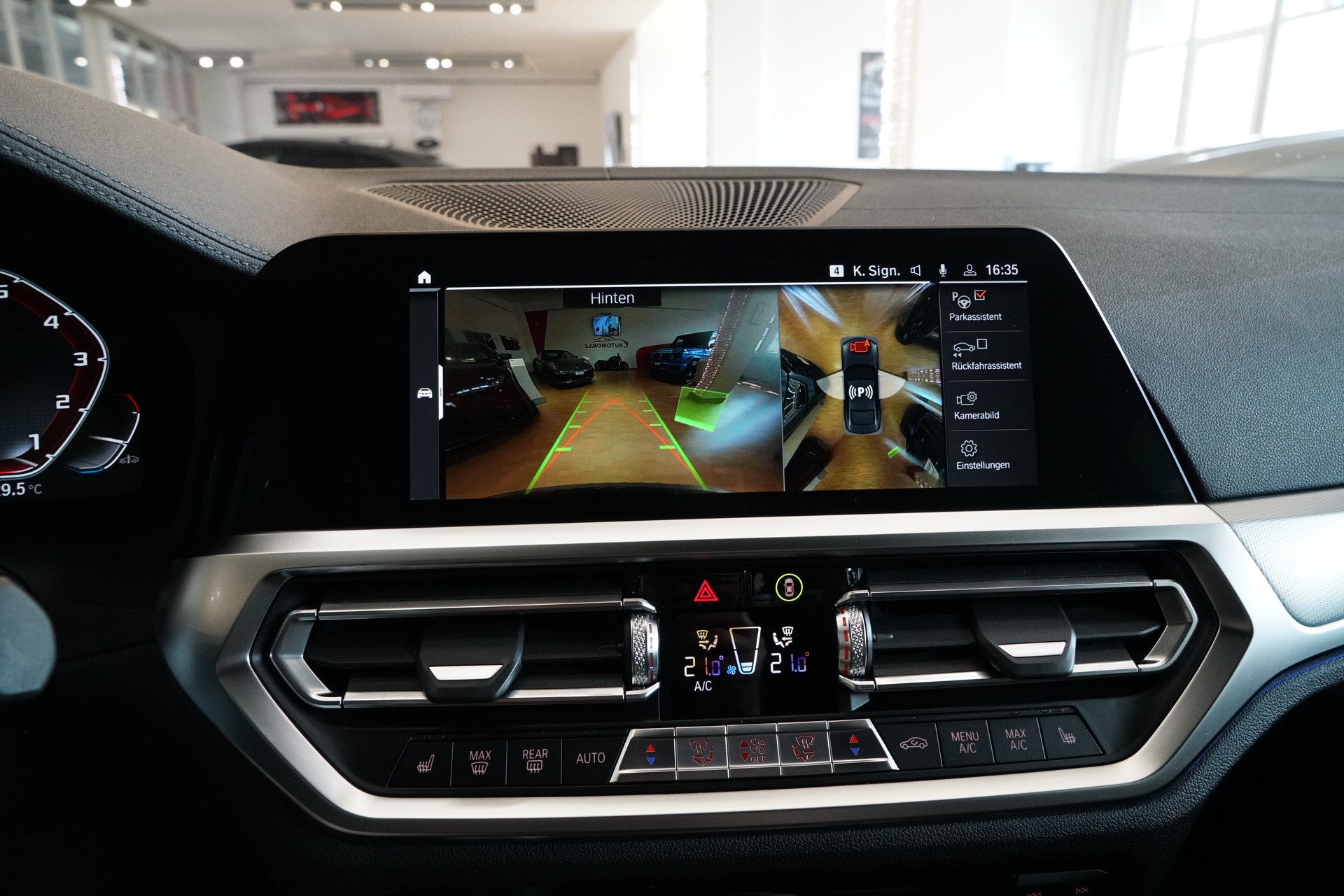 BMW M440i xDrive 48V Coupé Steptronic-image-14