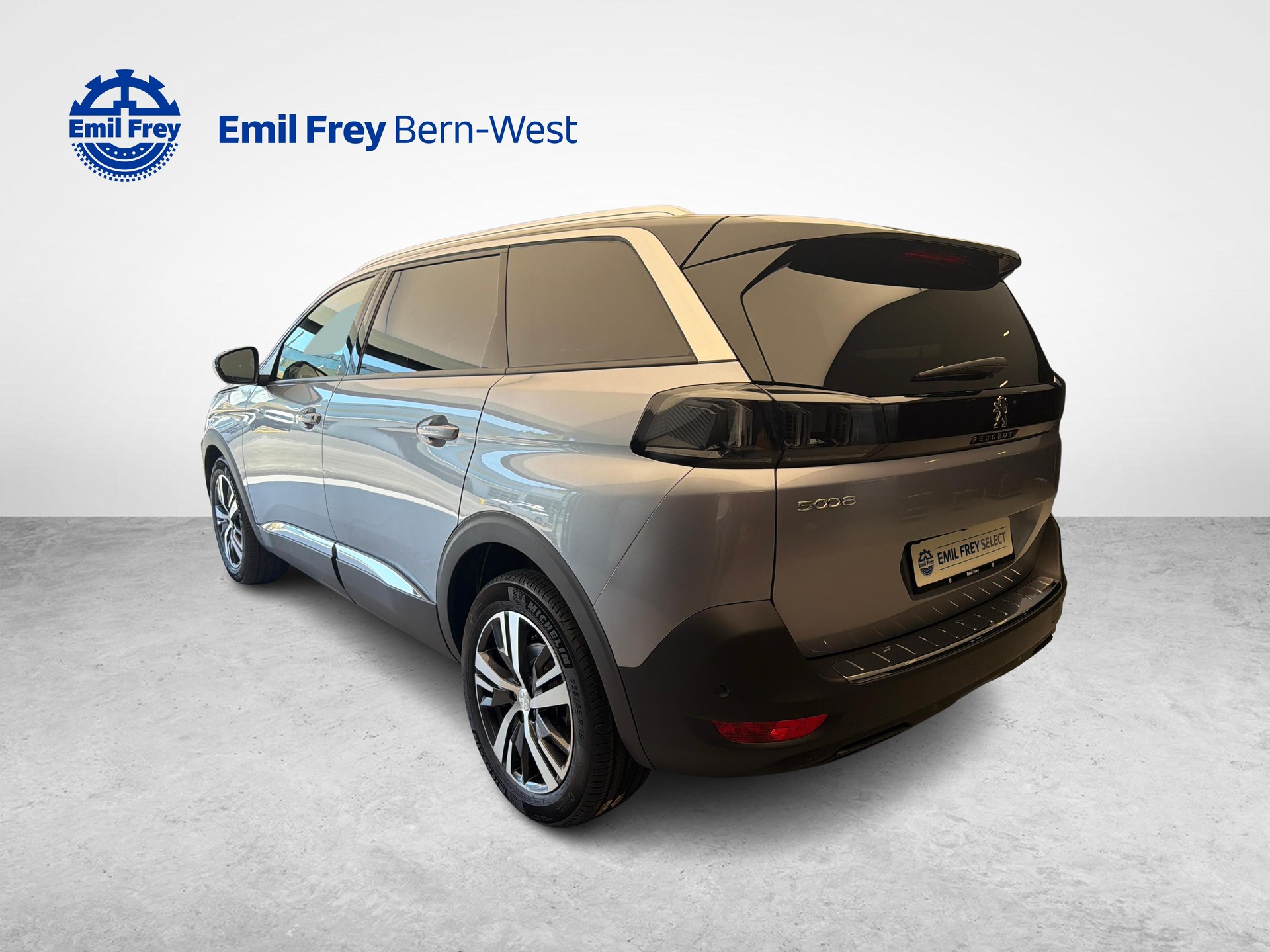 PEUGEOT 5008 1.5 BlueHDi Allure Pack-image-2