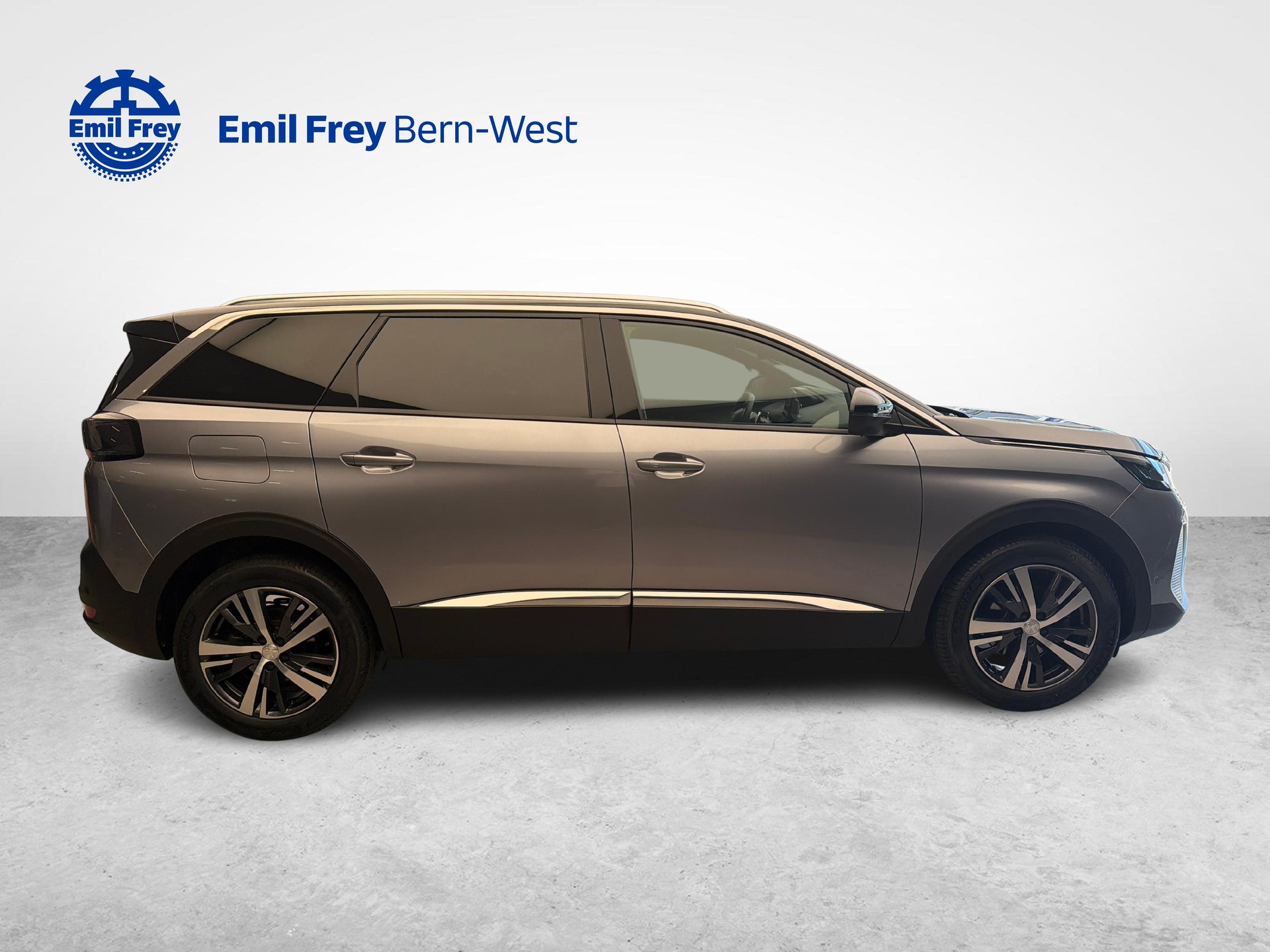 PEUGEOT 5008 1.5 BlueHDi Allure Pack-image-5