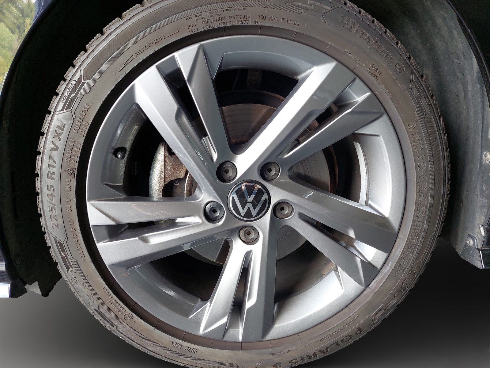 VW Golf 1.5 eTSI mHEV ACT R-Line DSG-image-11