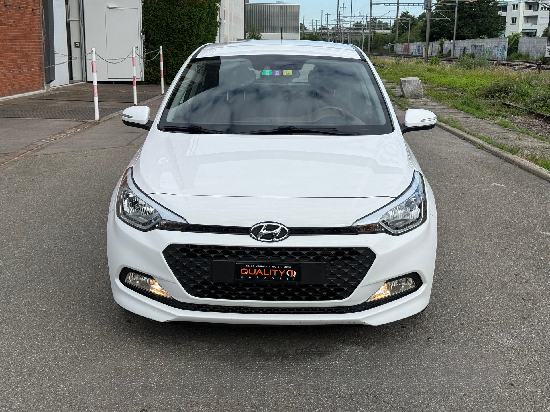 HYUNDAI i20 1.4 Amplia Automatic-image-0
