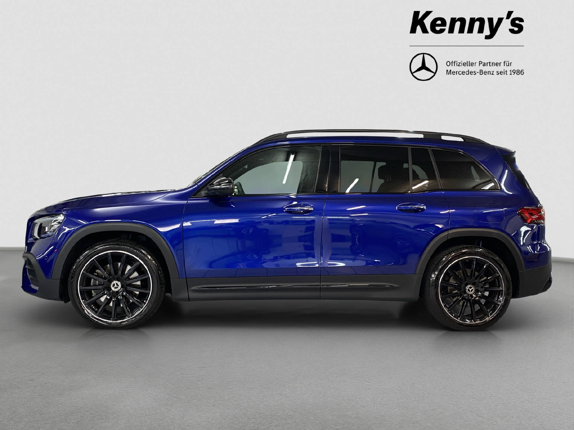 MERCEDES-BENZ GLB 220 d AMG Line 4MATIC-image-2