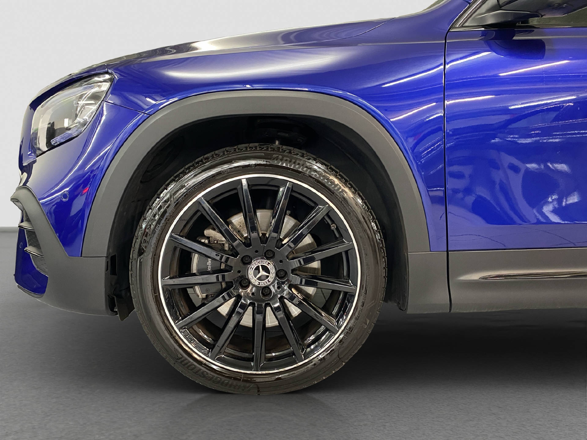 MERCEDES-BENZ GLB 220 d AMG Line 4MATIC-image-5