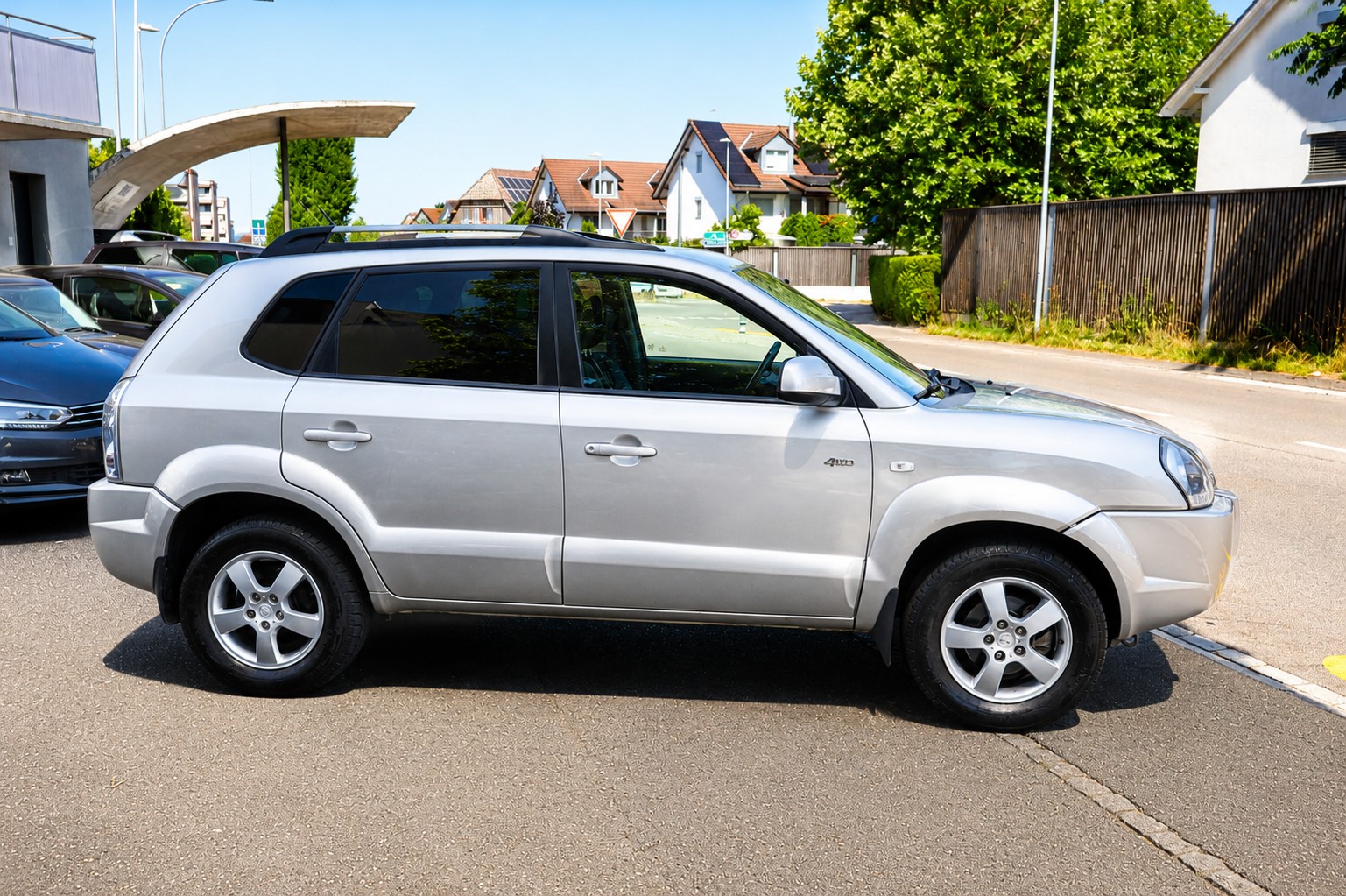HYUNDAI Tucson 2.0 CRDi VGT Style 4WD-image-3