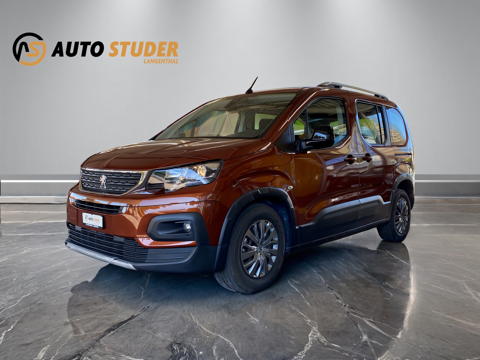 PEUGEOT Rifter 1.2 PureTech 130 Allure-showroom-element-1