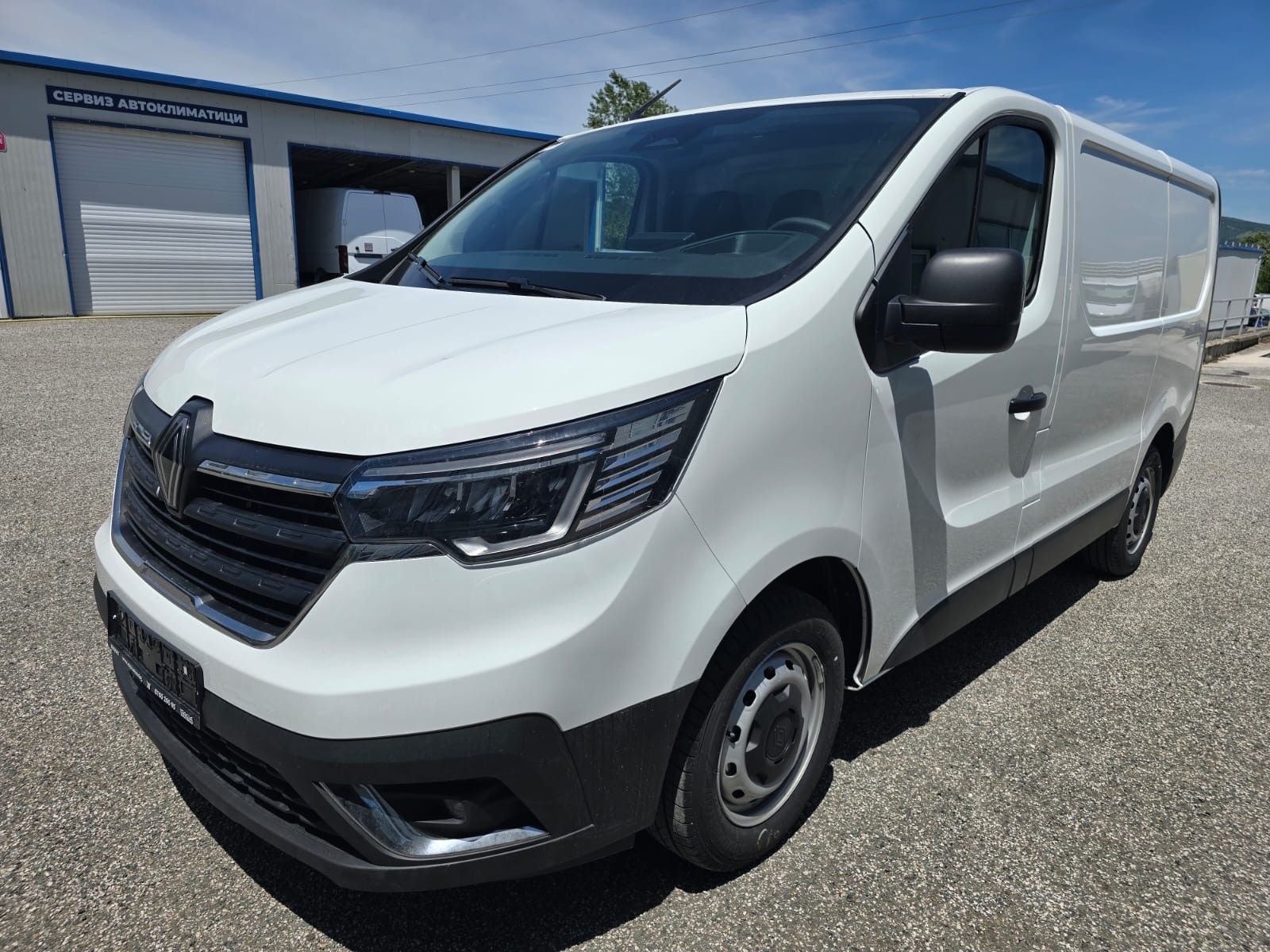 RENAULT Trafic 2.0 Blue dCi 130 Advance L2H1 EN-image-0