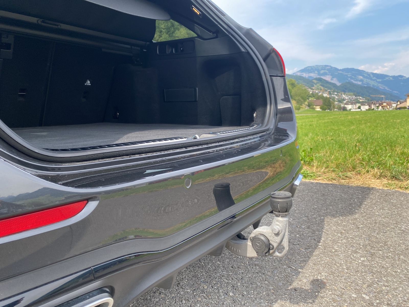 MERCEDES-BENZ C 220 d T 4 Matic-image-15