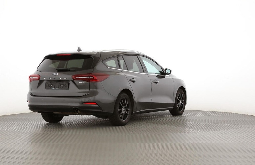 FORD Focus 1.0 MHEV Titanium X Automat-image-2