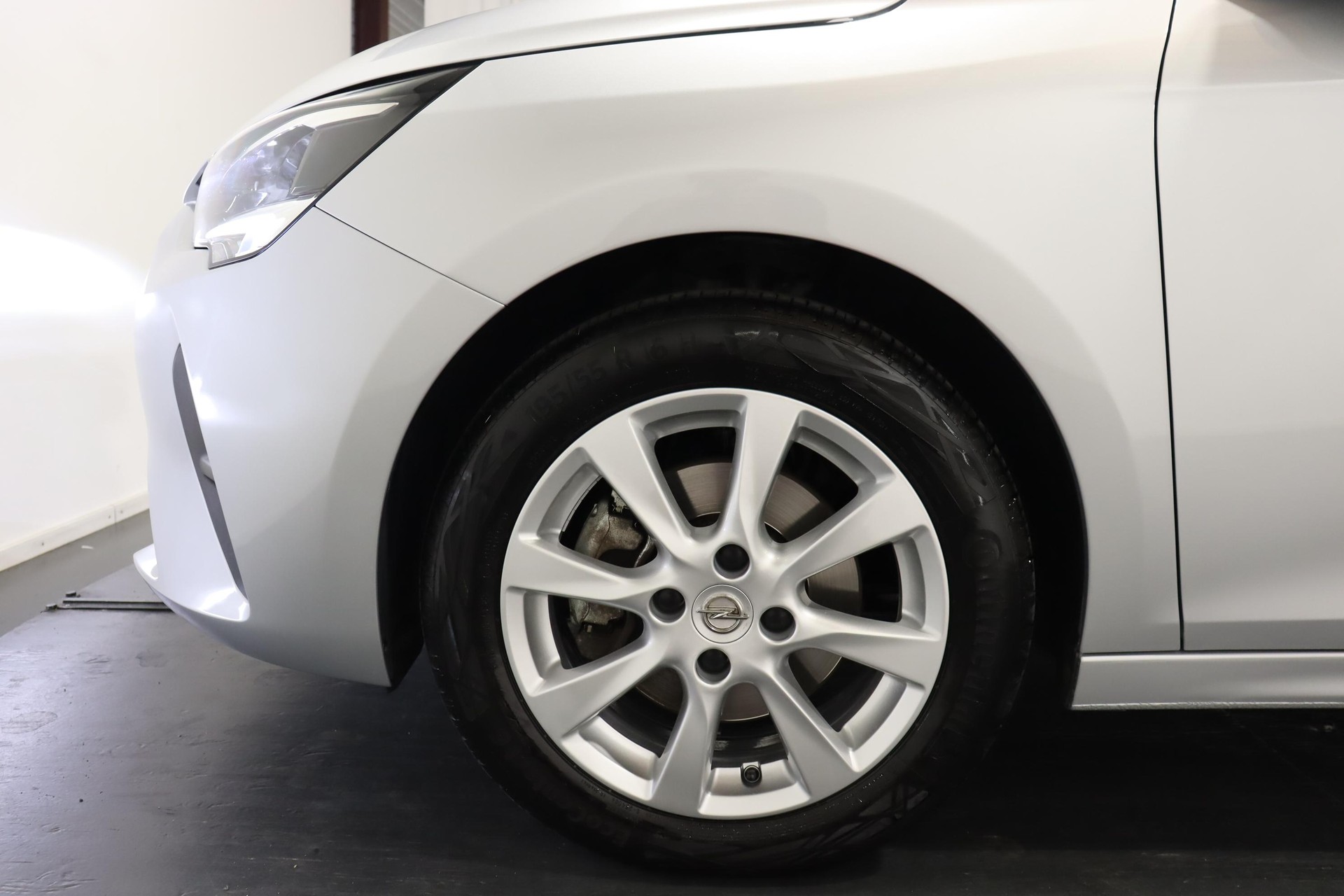 OPEL Corsa 1.2 T Edition-image-14