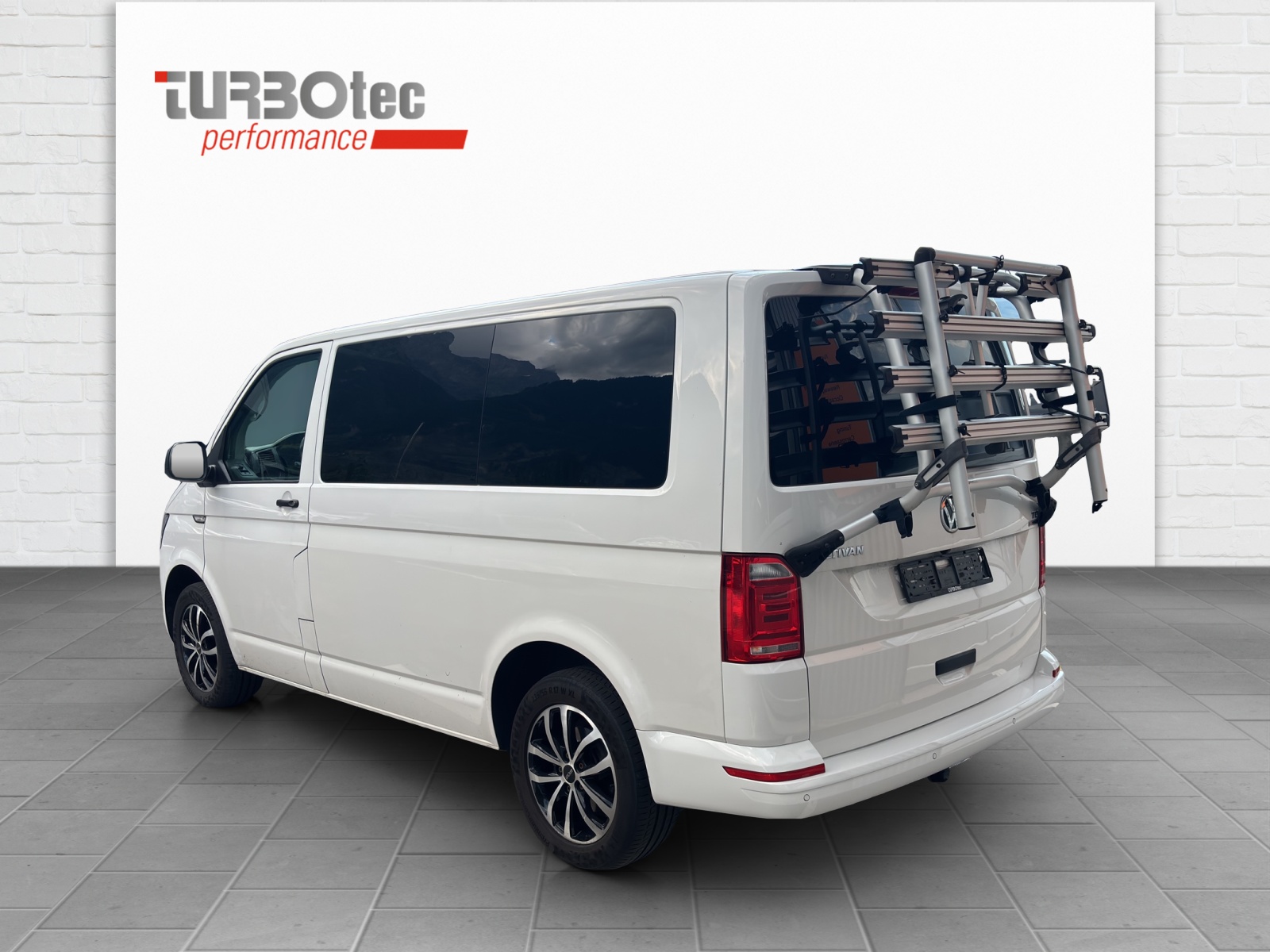 VW T6 Multivan 2.0 TDI Trendline 4Motion DSG-image-2